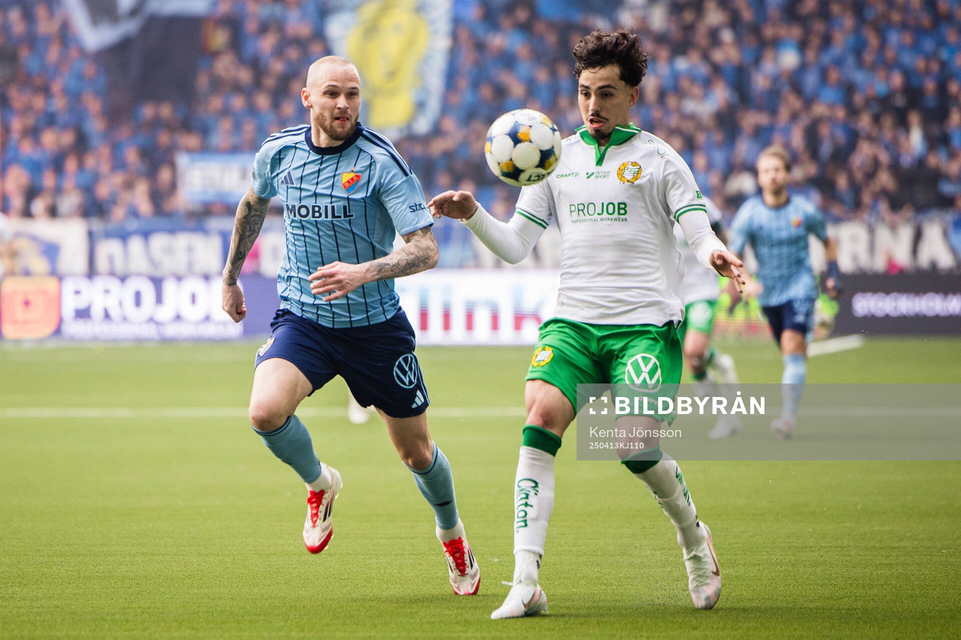 Hammarbys Sebastian Tounekti och Djurgårdens Adam Ståhl
