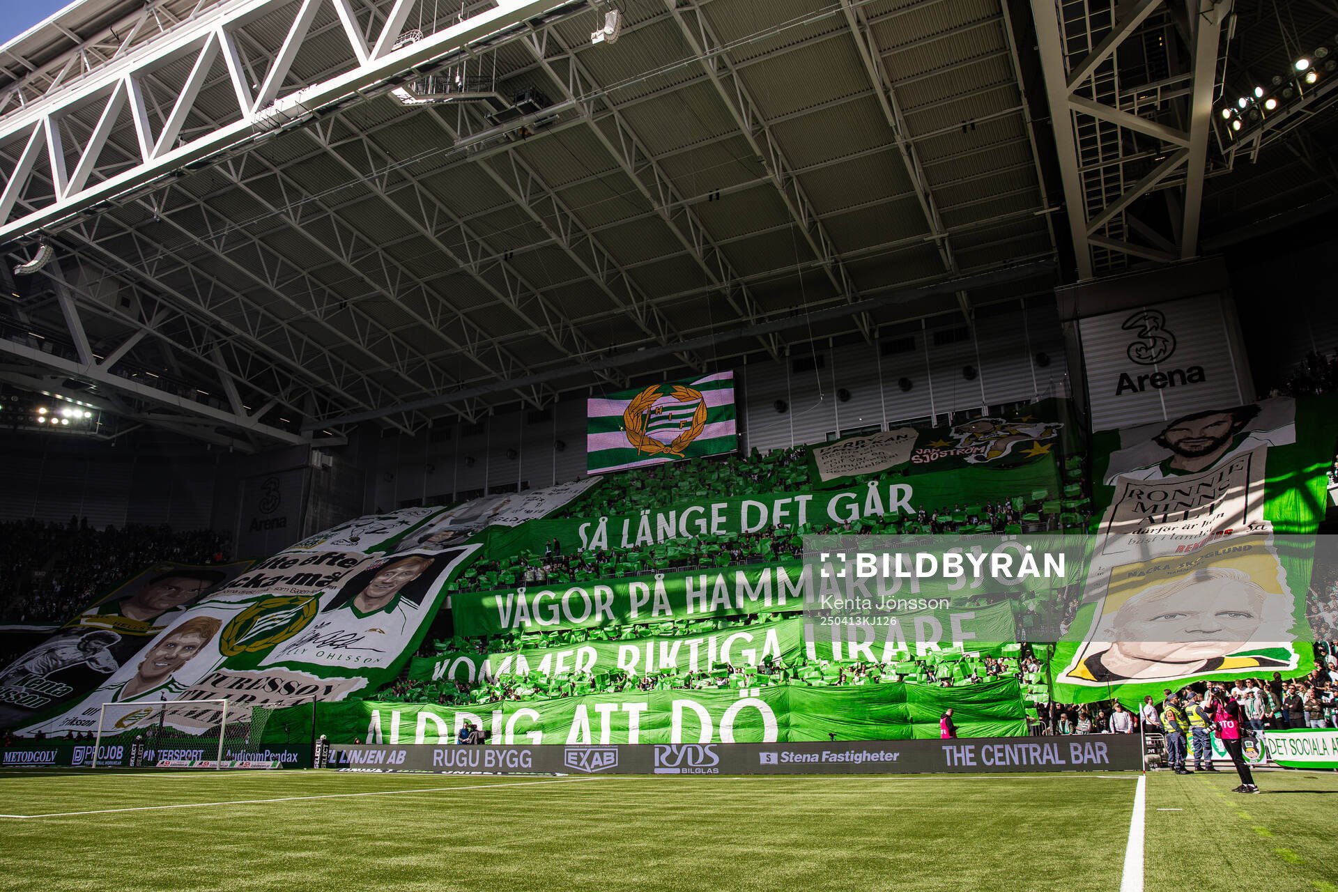 Hammarbys supportrar med tifo