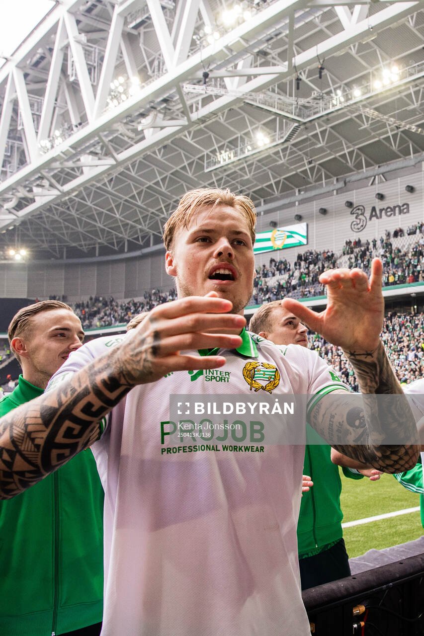Hammarbys Victor Eriksson jublar
