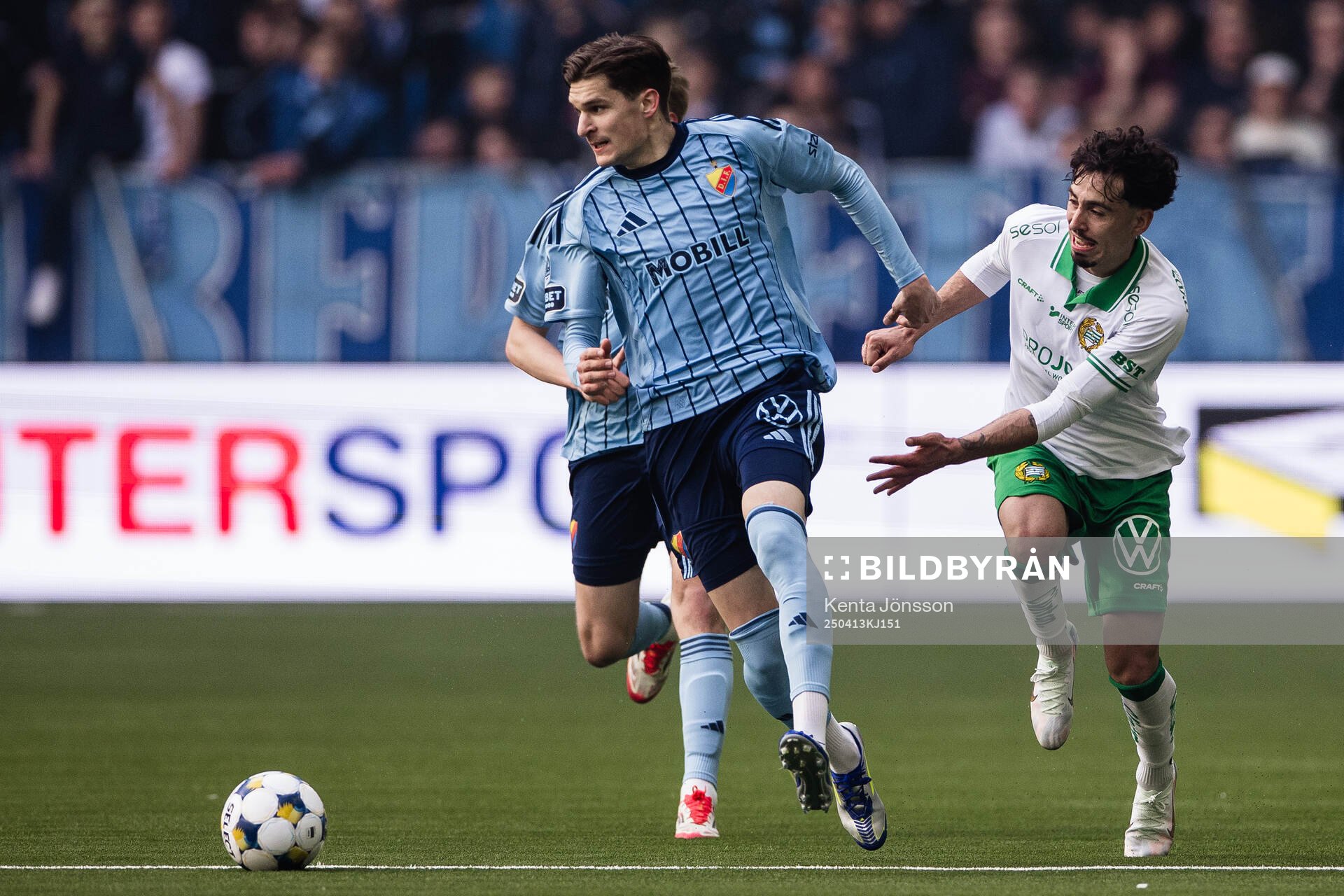Djurgårdens Nino Zugelj och Hammarbys Sebastian Tounekti