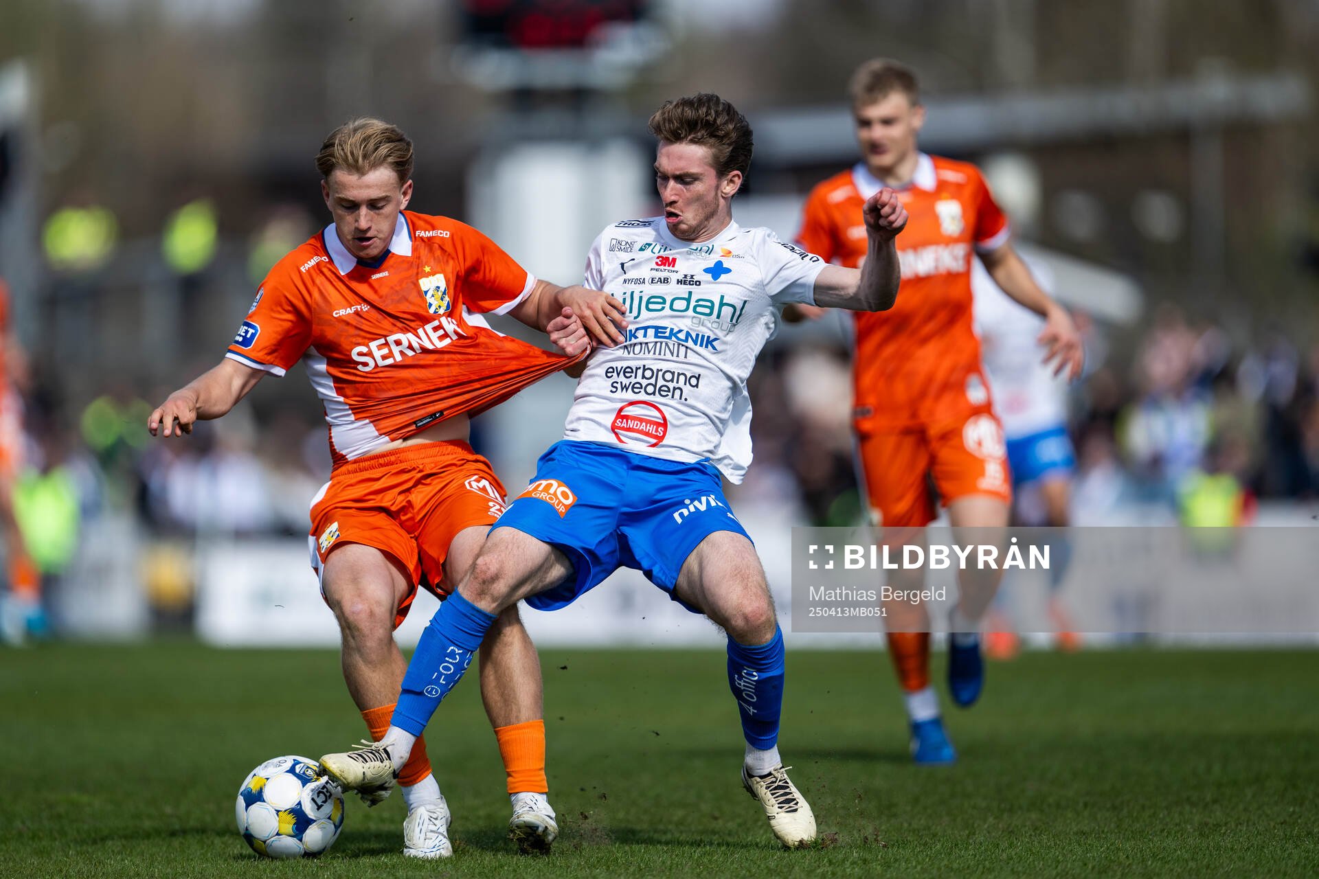 IFK Göteborgs Noah Tolf och Värnamos Carl Johansson