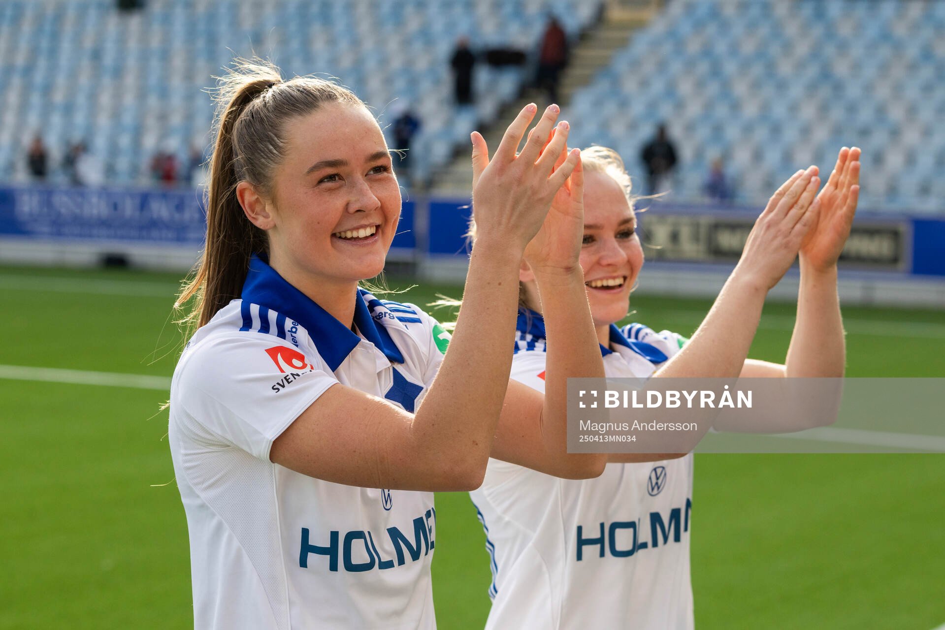 IFK Norrköpings Svea Rehnberg och Dana Leskinen jublar