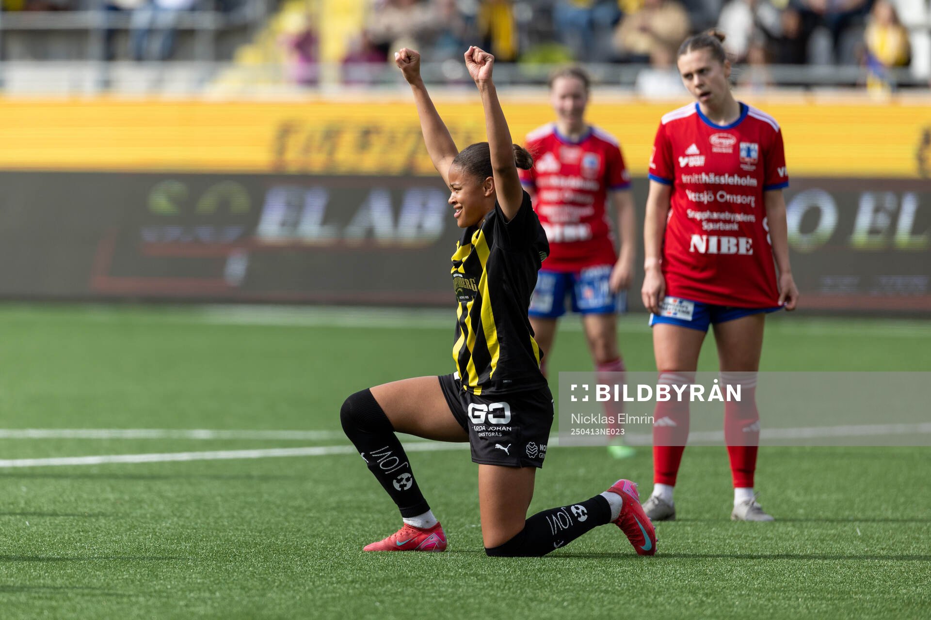 Häckens Felicia Schröder jublar