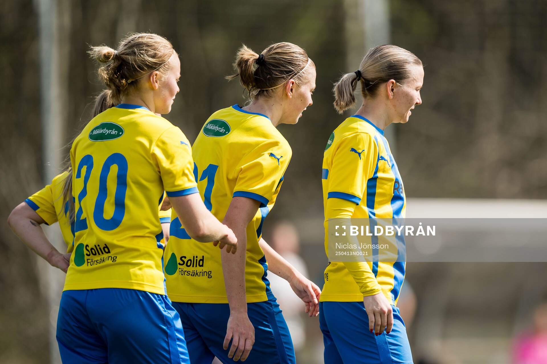 Eskilsminnes Julia Hammons jublar
