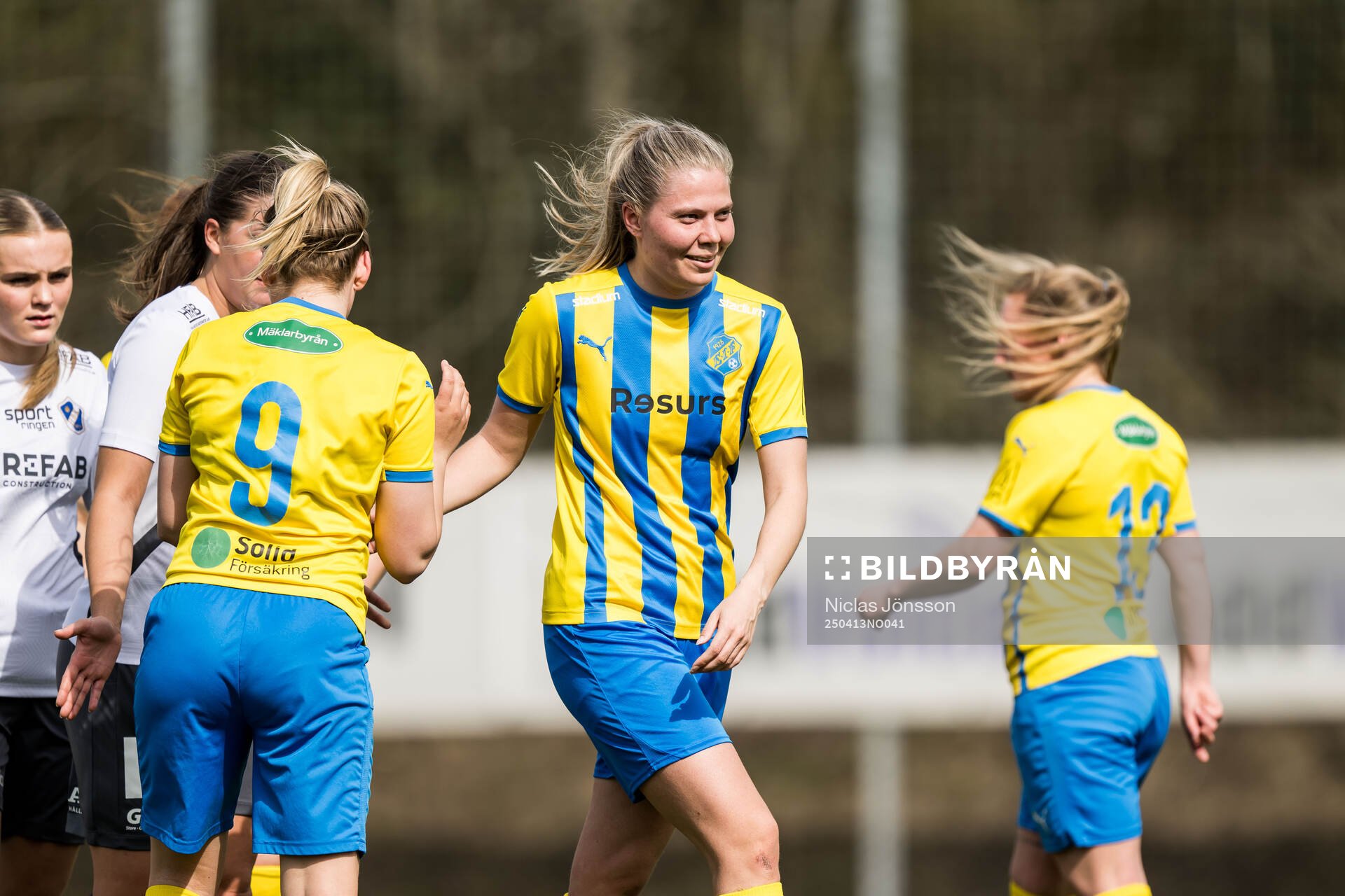 Eskilsminnes Johanna Olsson jublar