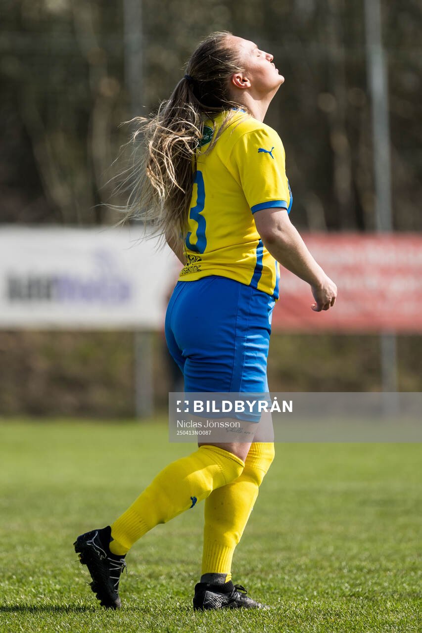 Eskilsminnes Alma Bertilsson deppar