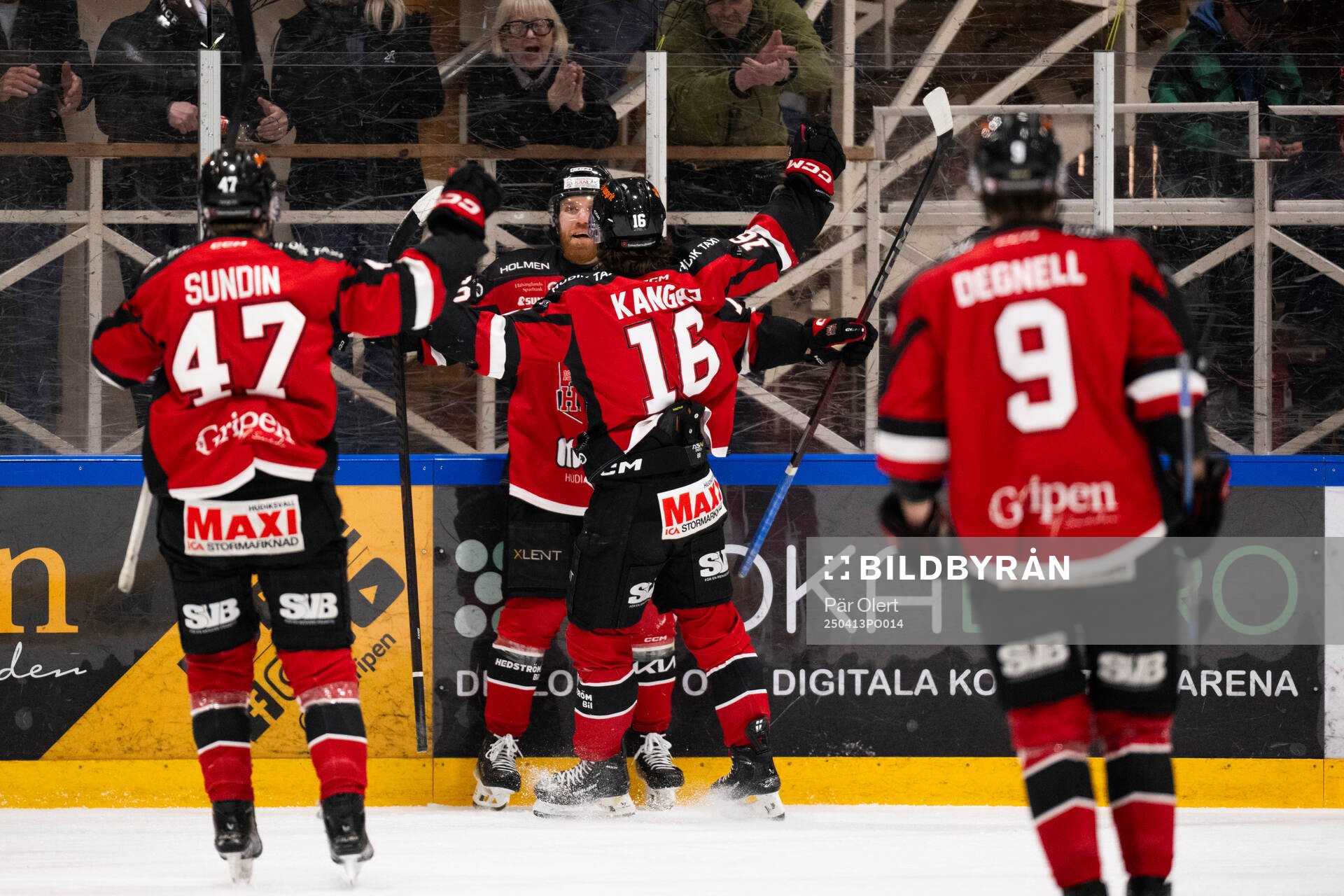 Hudiksvalls Henrik Olsén jublar