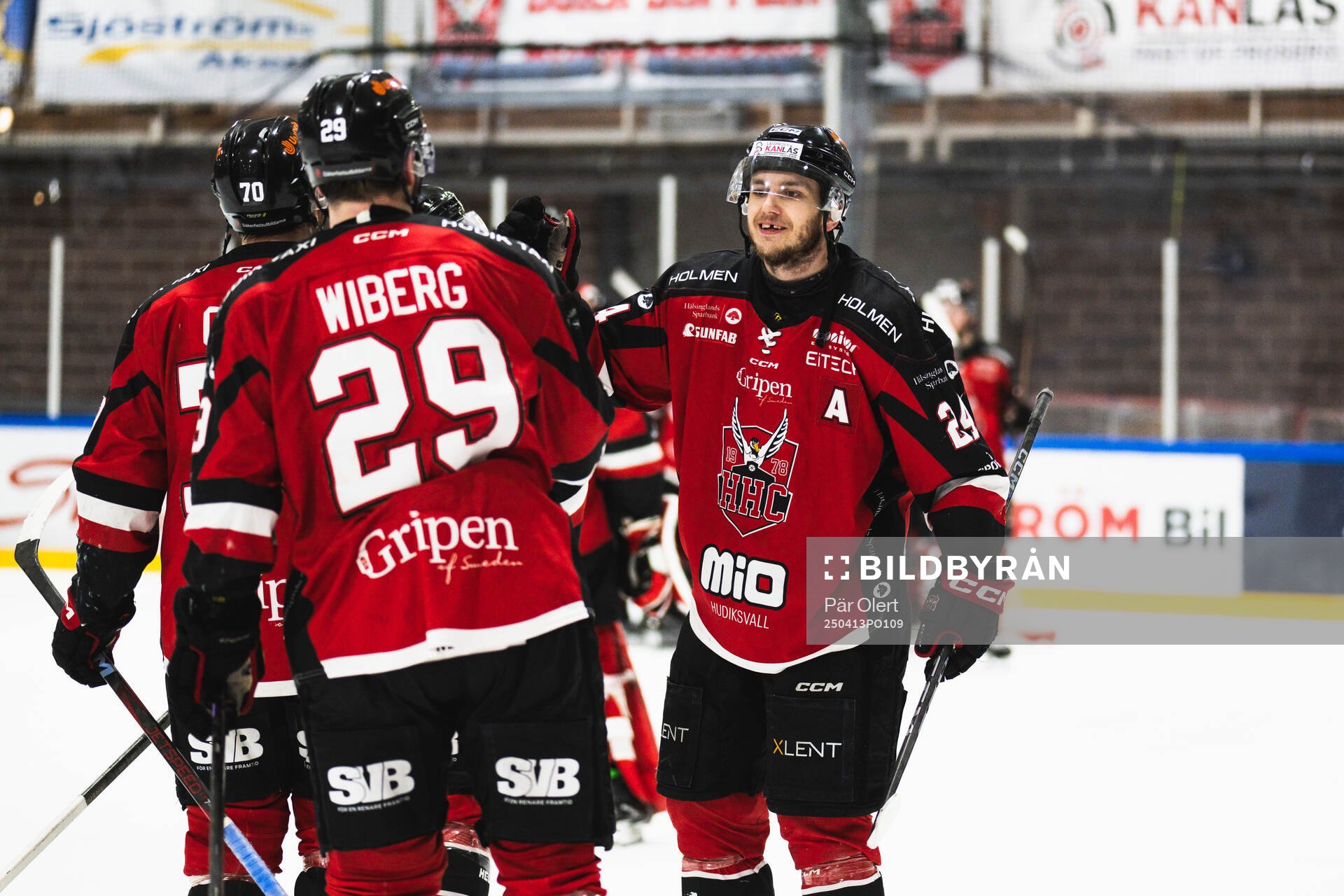 Hudiksvalls Axel Levander jublar