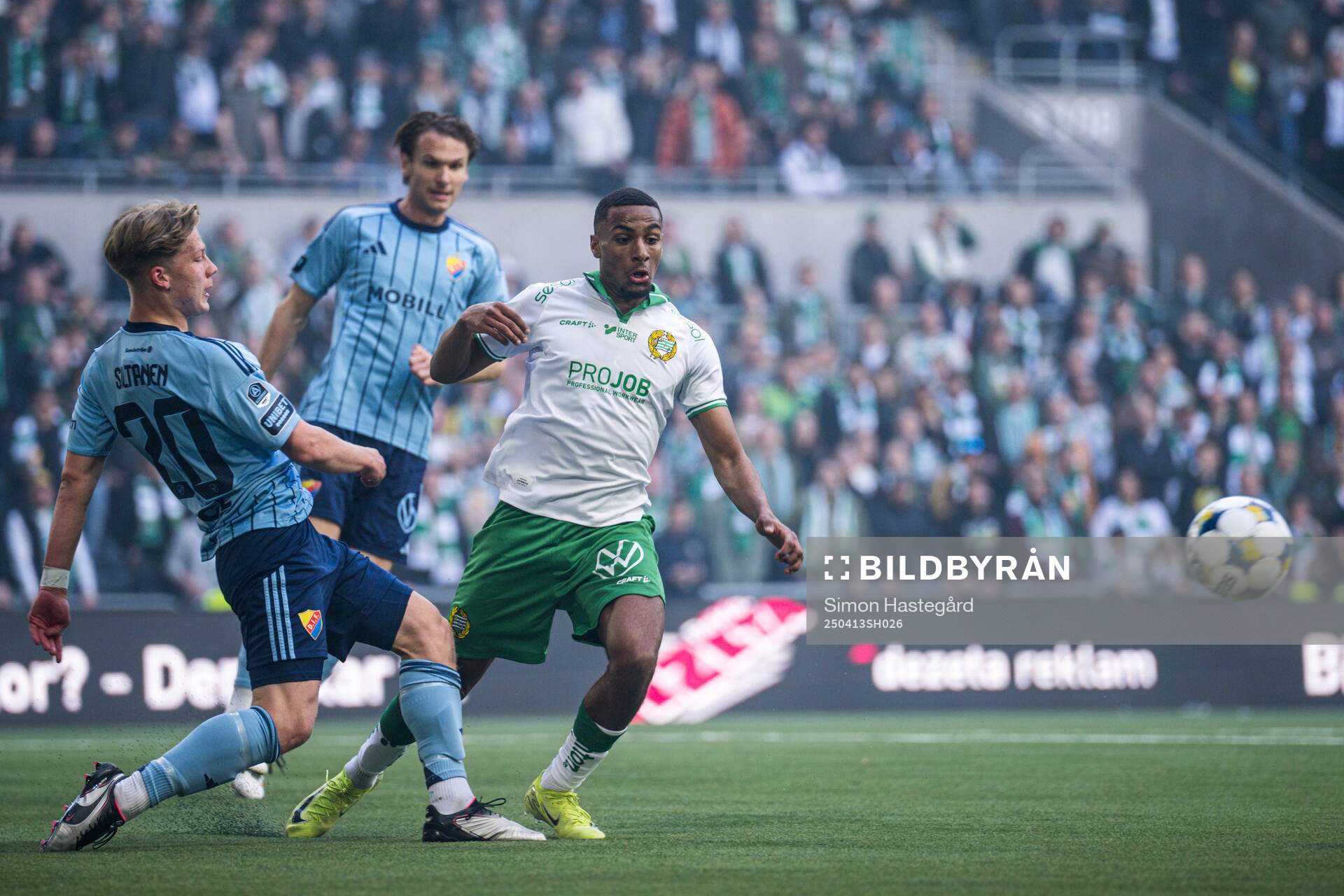 Djurgårdens Matias Siltanen och Hammarbys Paulos Abraham