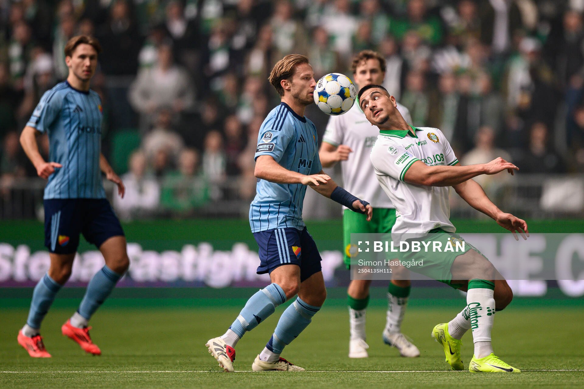 Djurgårdens Daniel Stensson och Hammarbys Jusef Erabi
