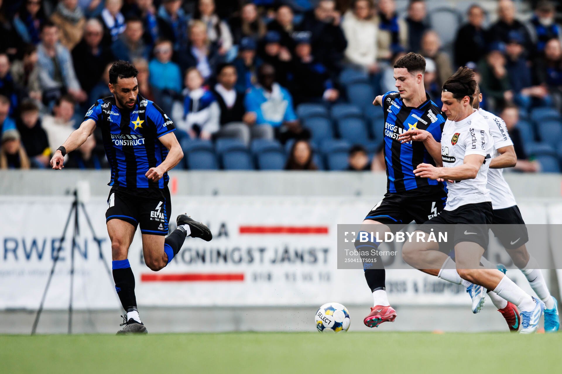 Sirius Robbie Ure och Brommapojkarnas Kevin Ackermann