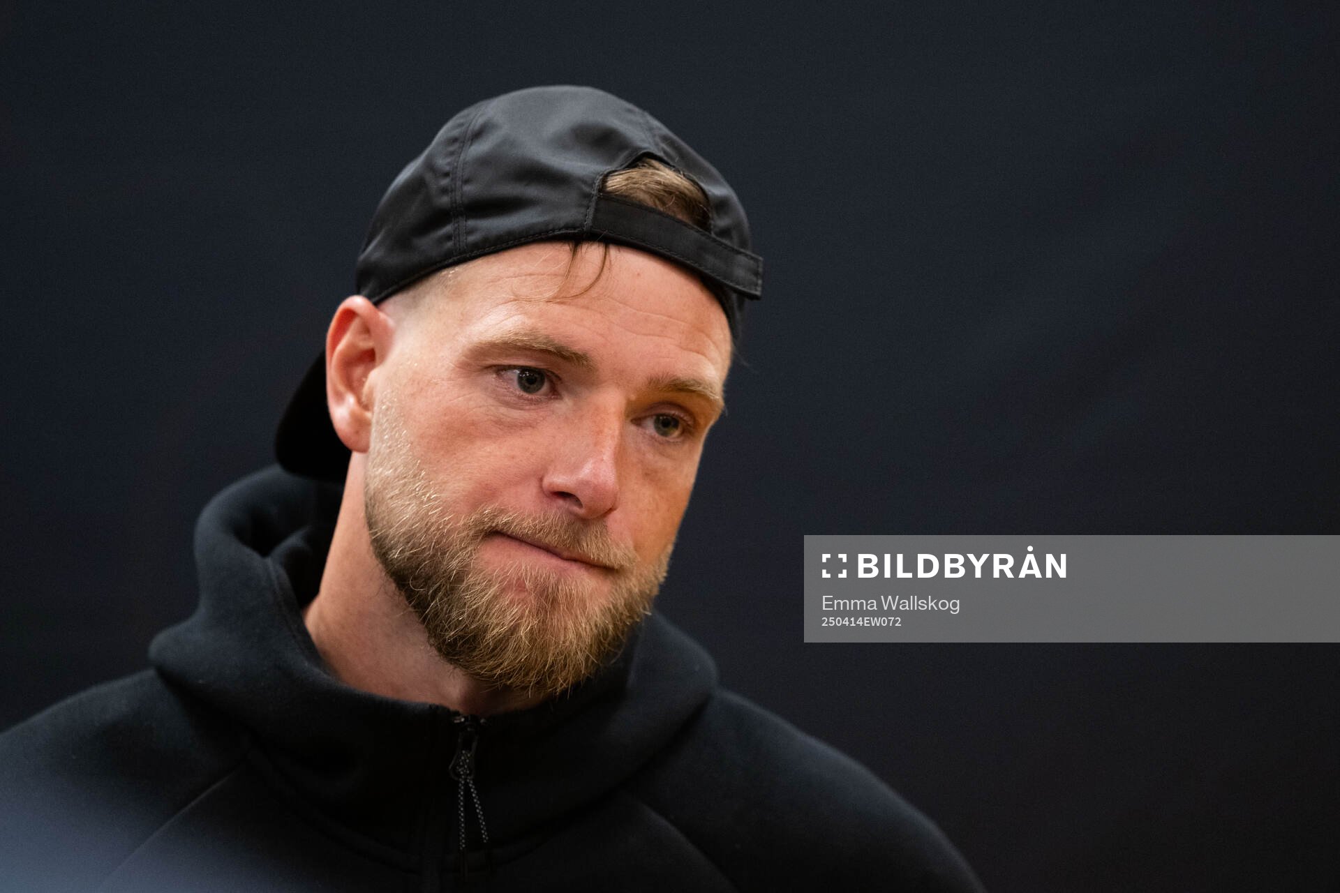 AIKs John Guidetti i mixade zonen