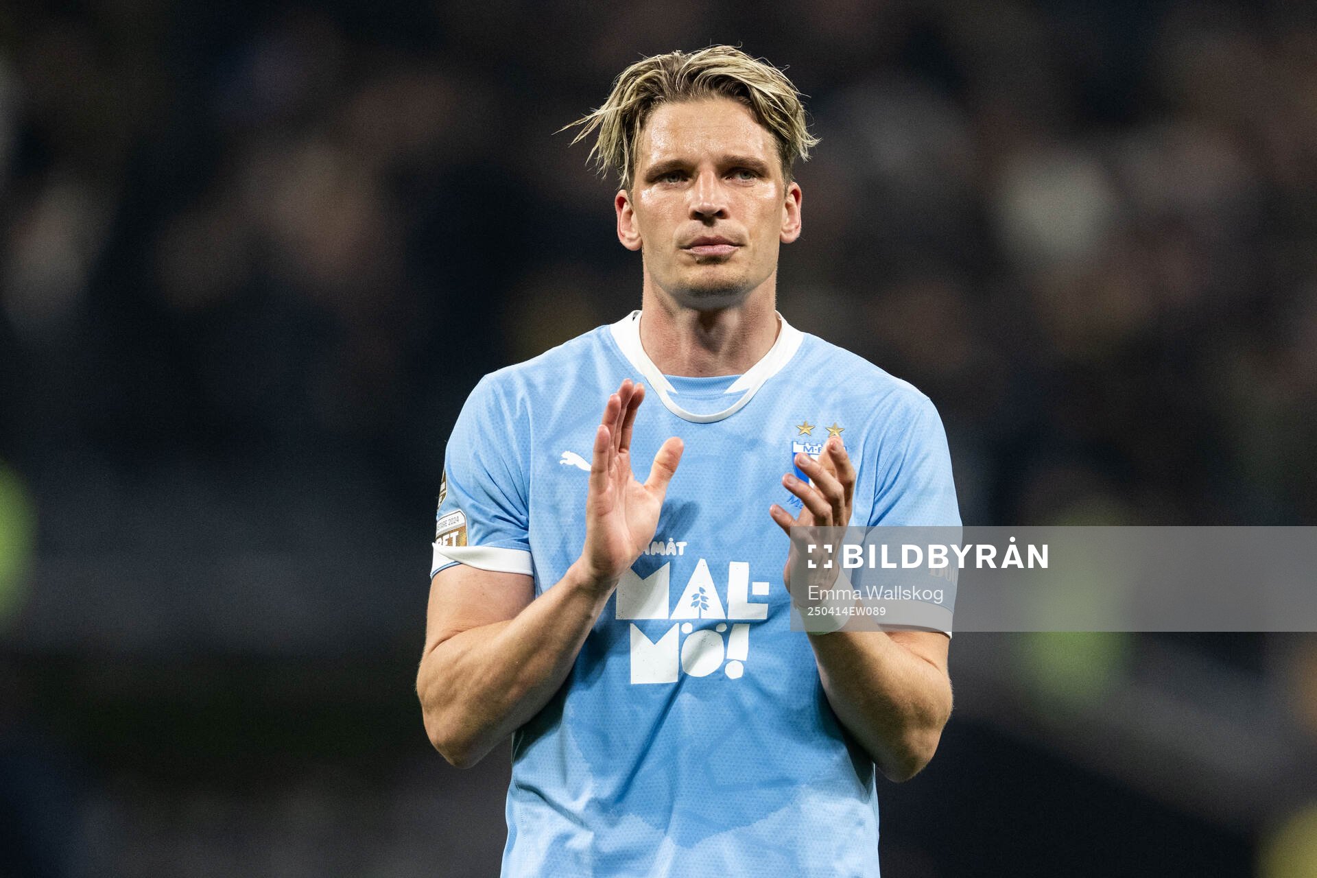 Malmö FFs Jens Stryger Larsen deppar