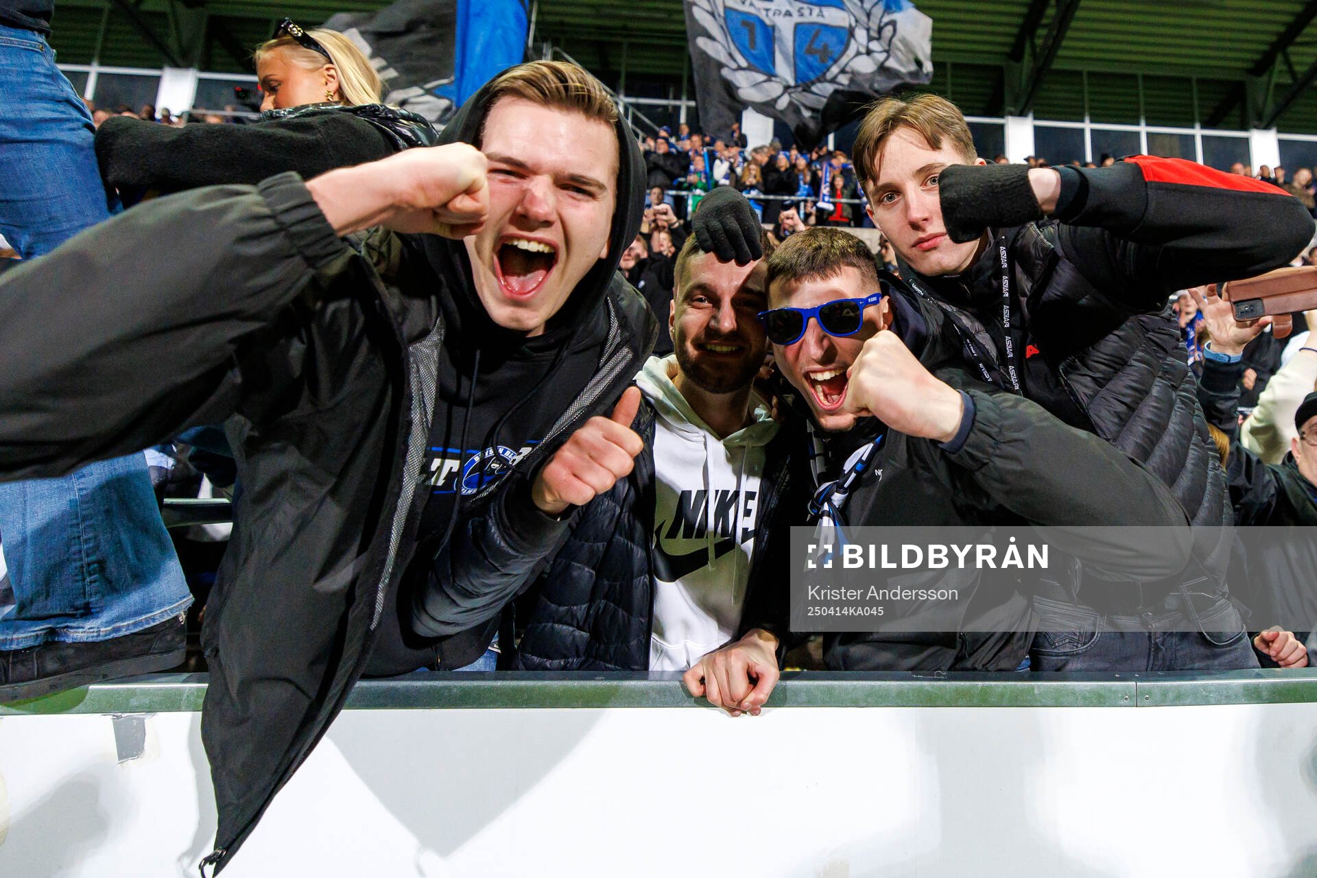 Halmstads supportrar jublar