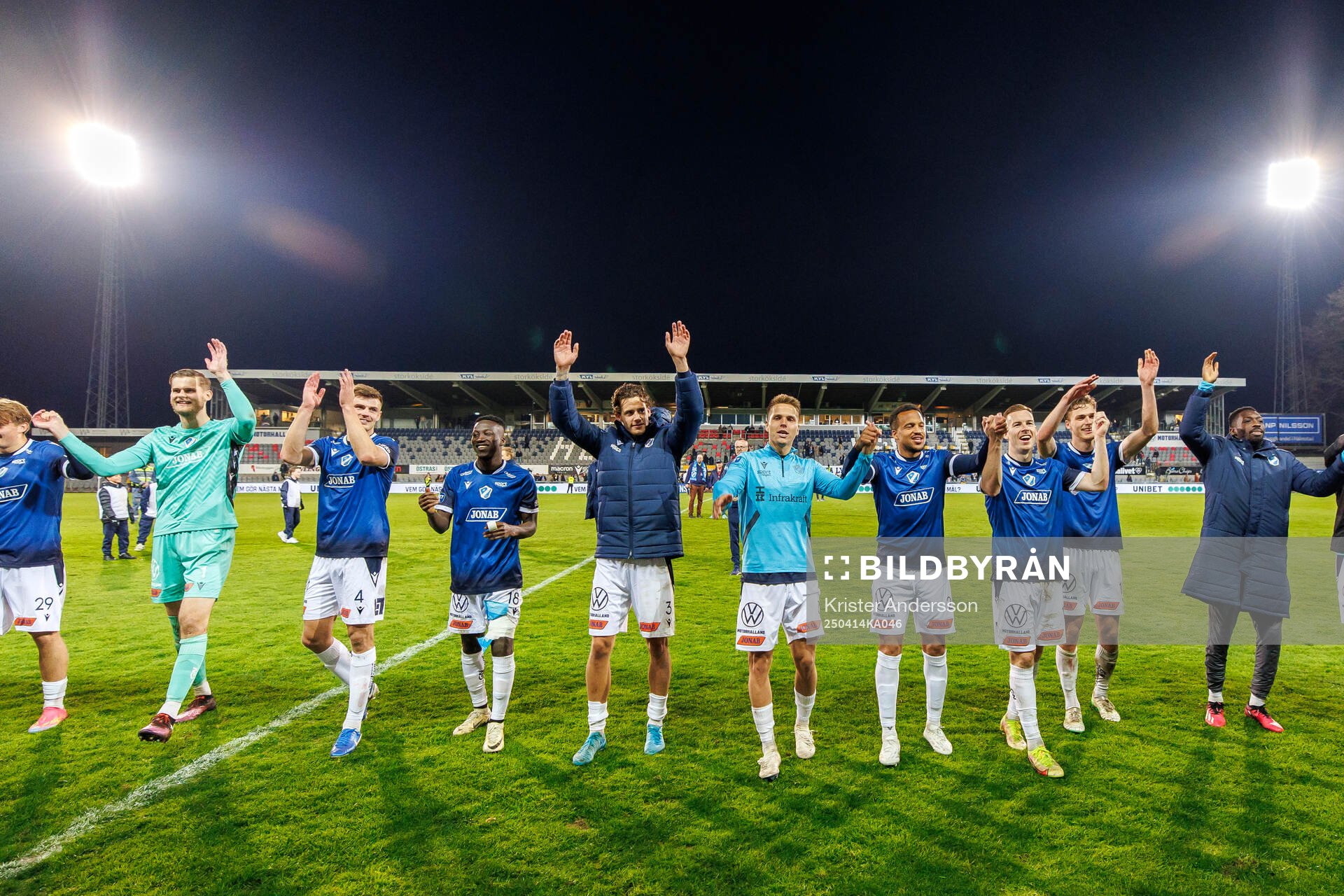 Halmstads spelare jublar
