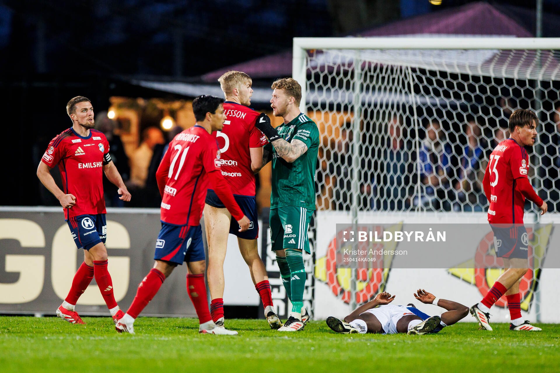 Östers målvakt Robin Wallinder
