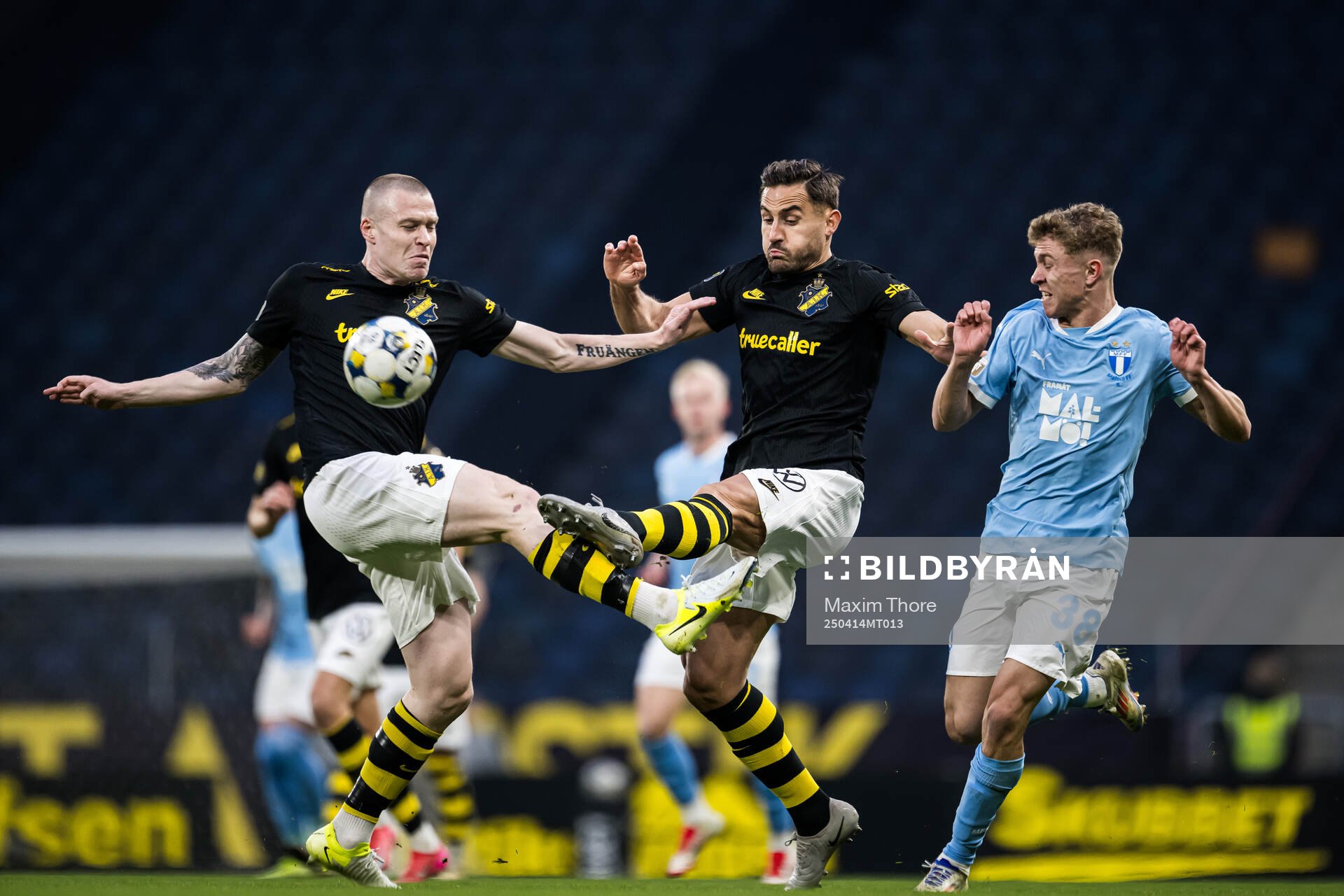 AIKs Thomas Poppler Isherwood och Sotirios Papagiannopoulos