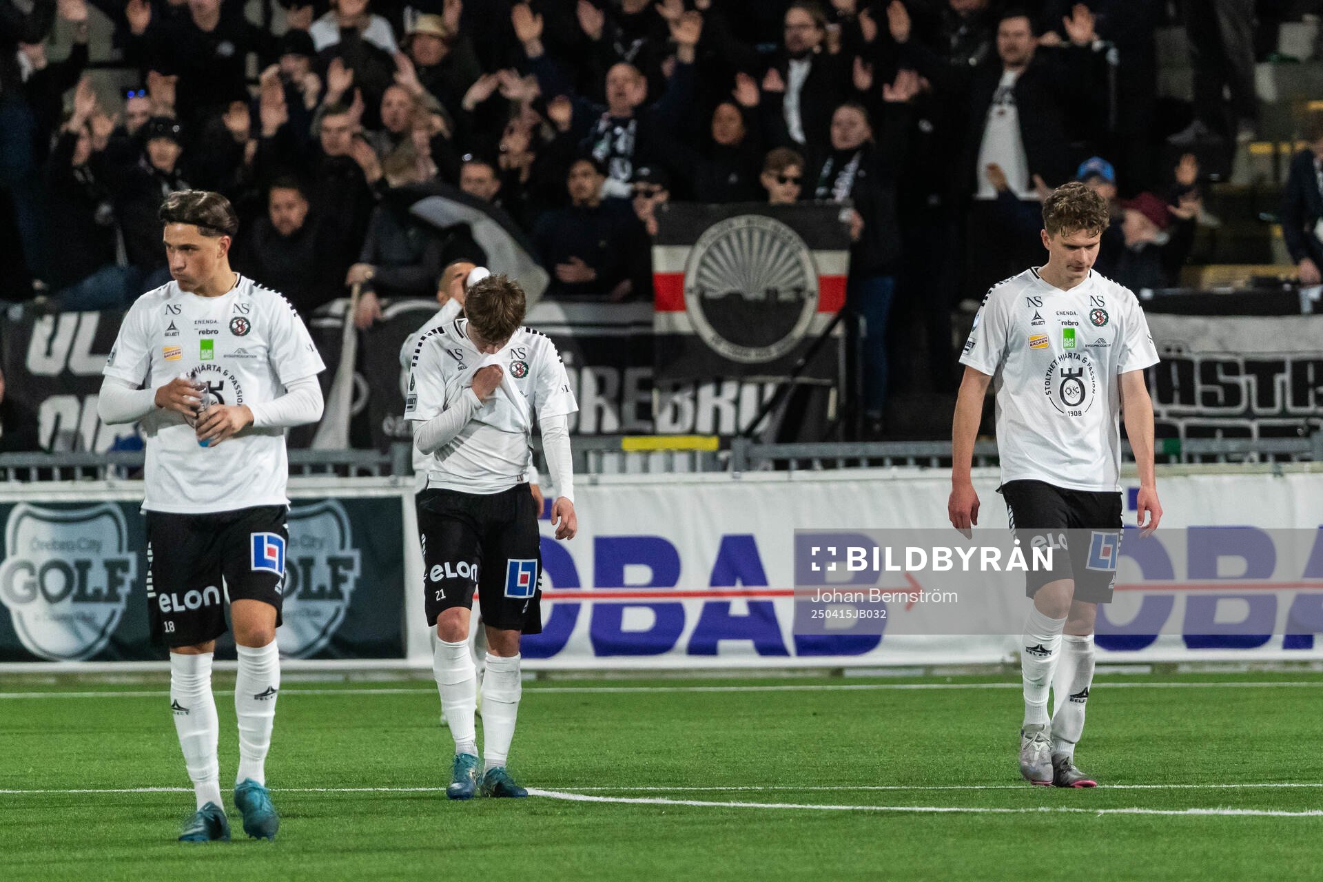 Örebros Linus Alperud och Erik McCue deppar