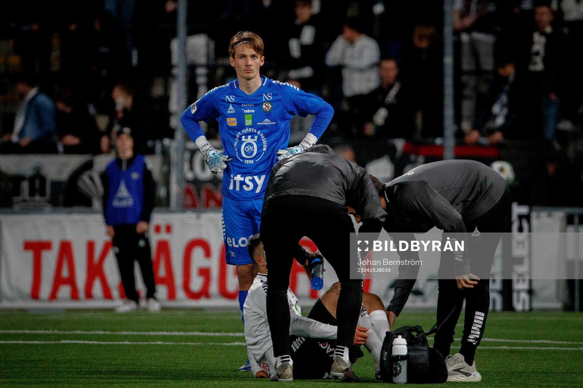 Örebros Buster Runheim deppar