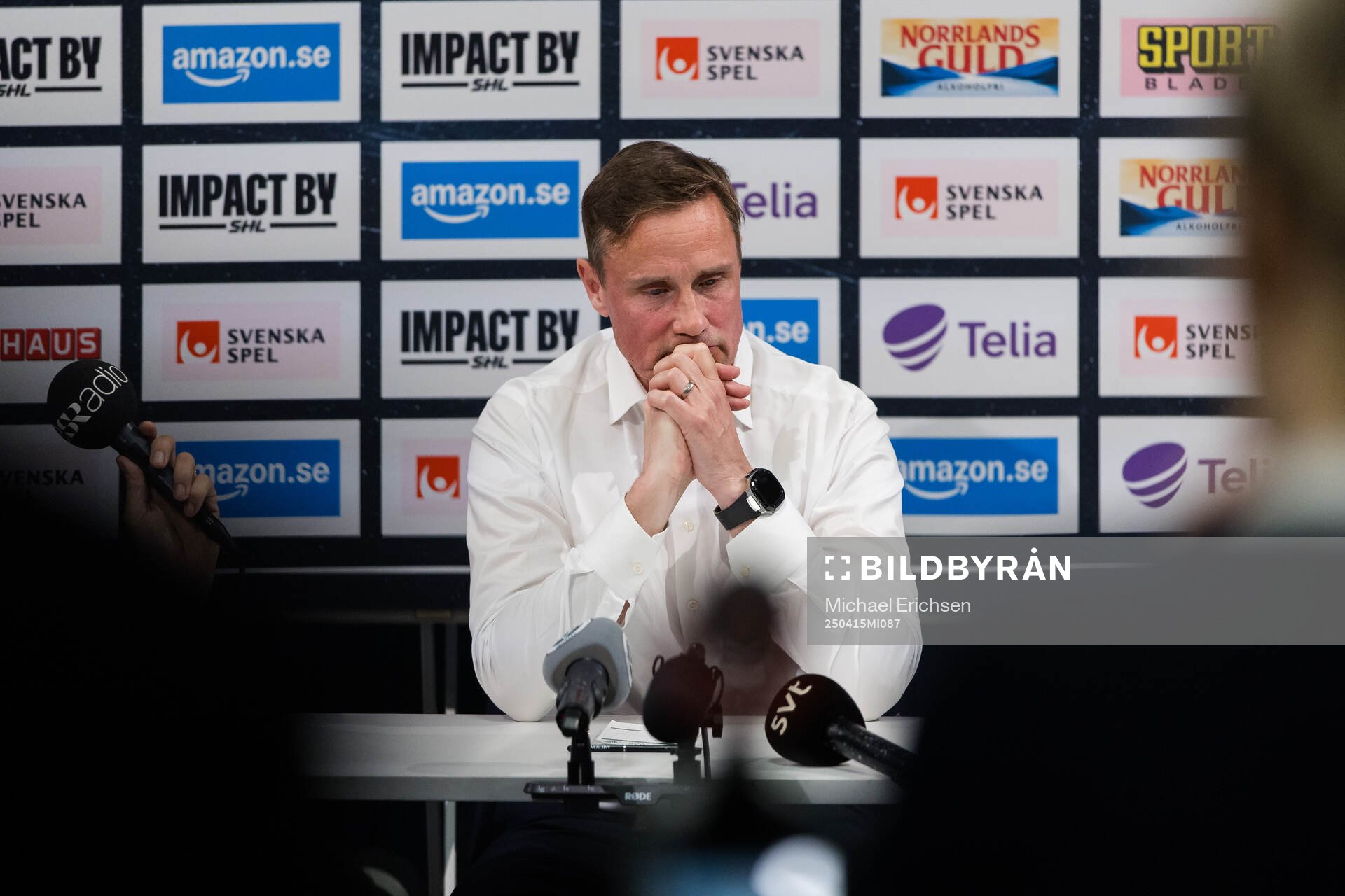 Frölundas tränare Roger Rönnberg på presskonferensen
