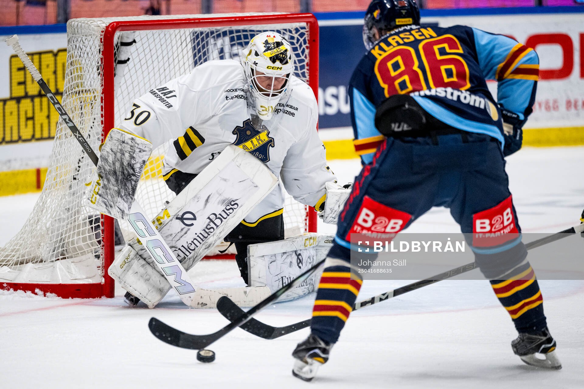 AIKs målvakt Victor Brattström