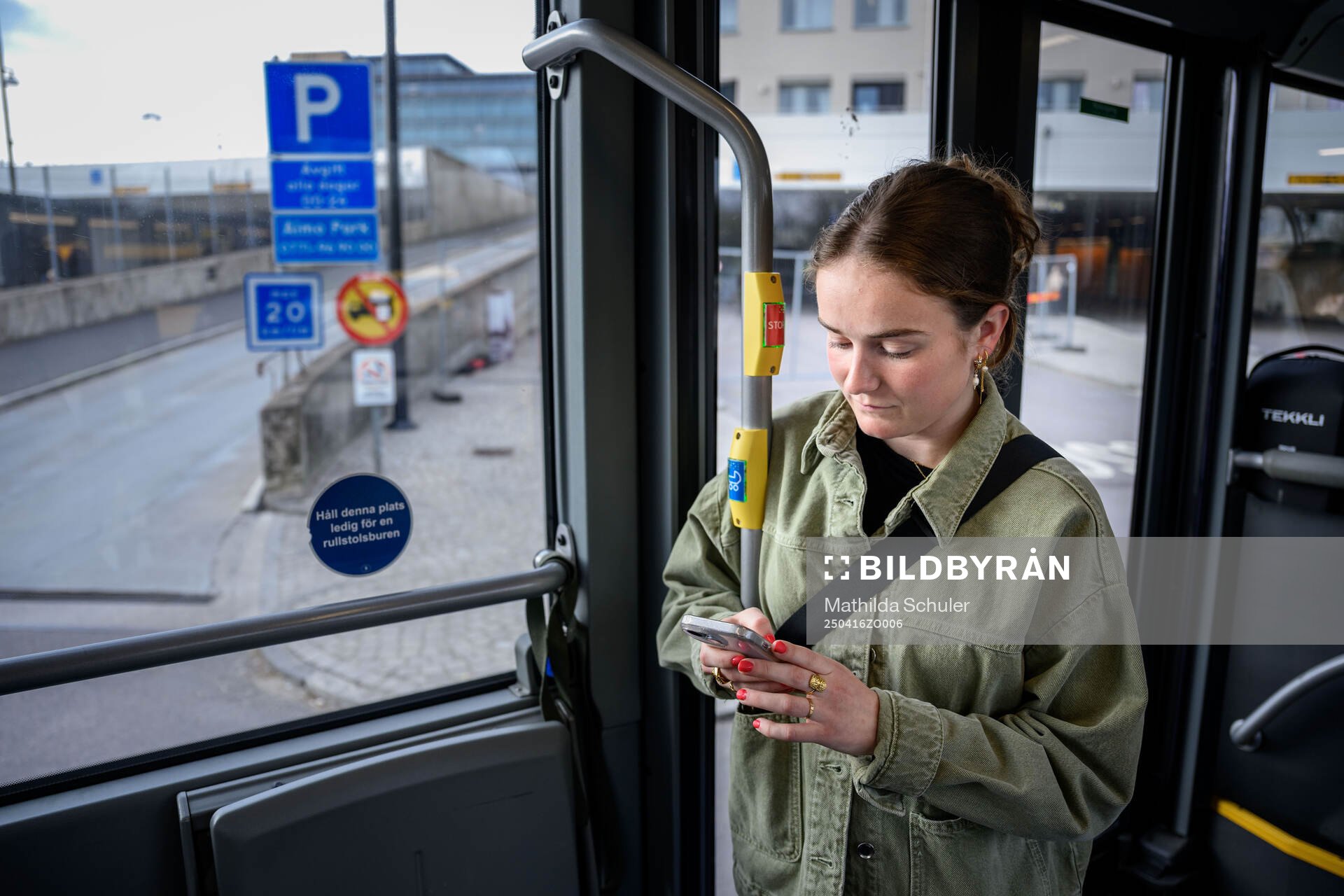 Mathilde Vangsgaard på bussen till Olympia