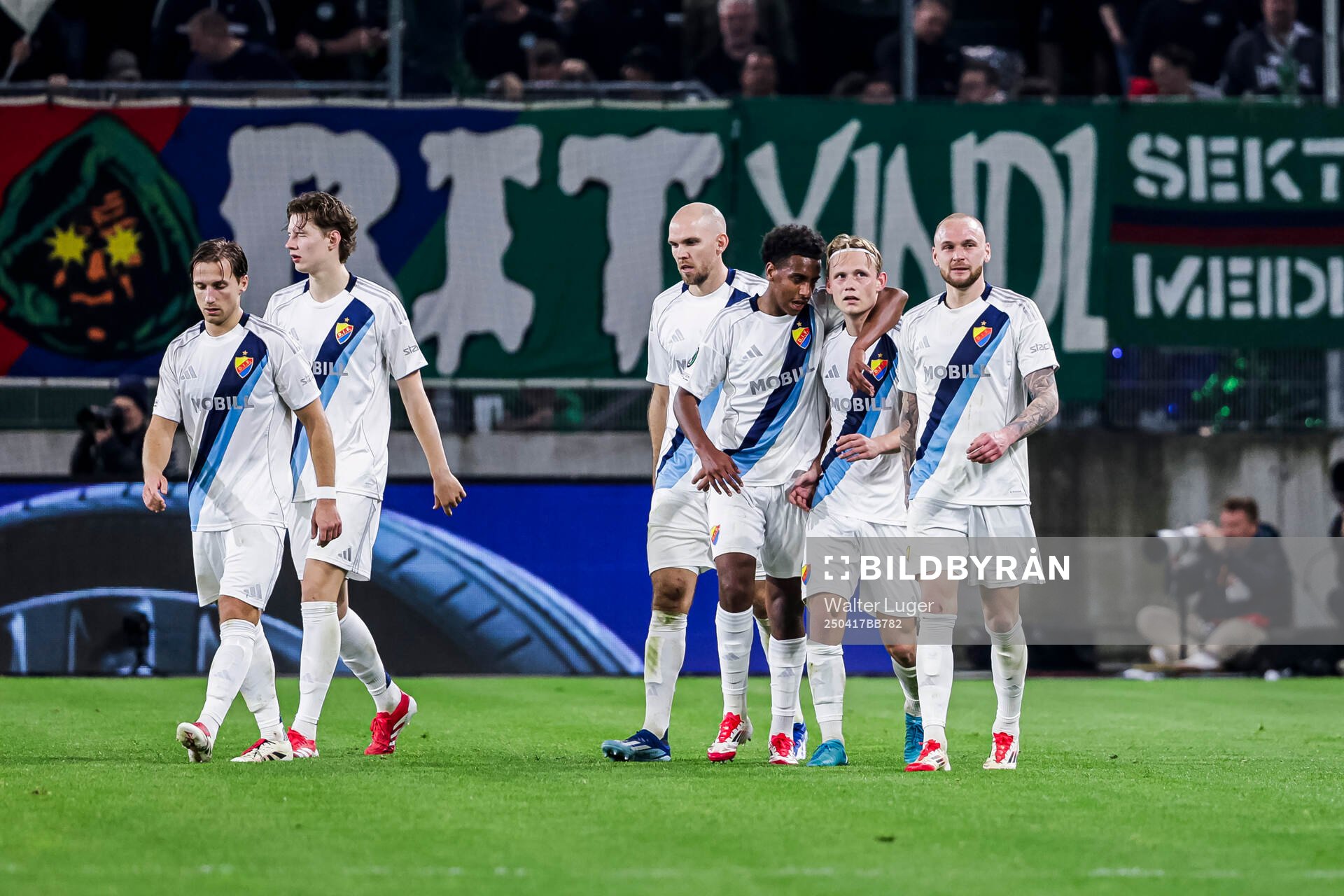 Tobias Gulliksen of Djurgården celebrates after 1-3 during the UEFA Conference League quarterfinal between Rapid Wien and Djurgården on April 17, 2025 in Wien.