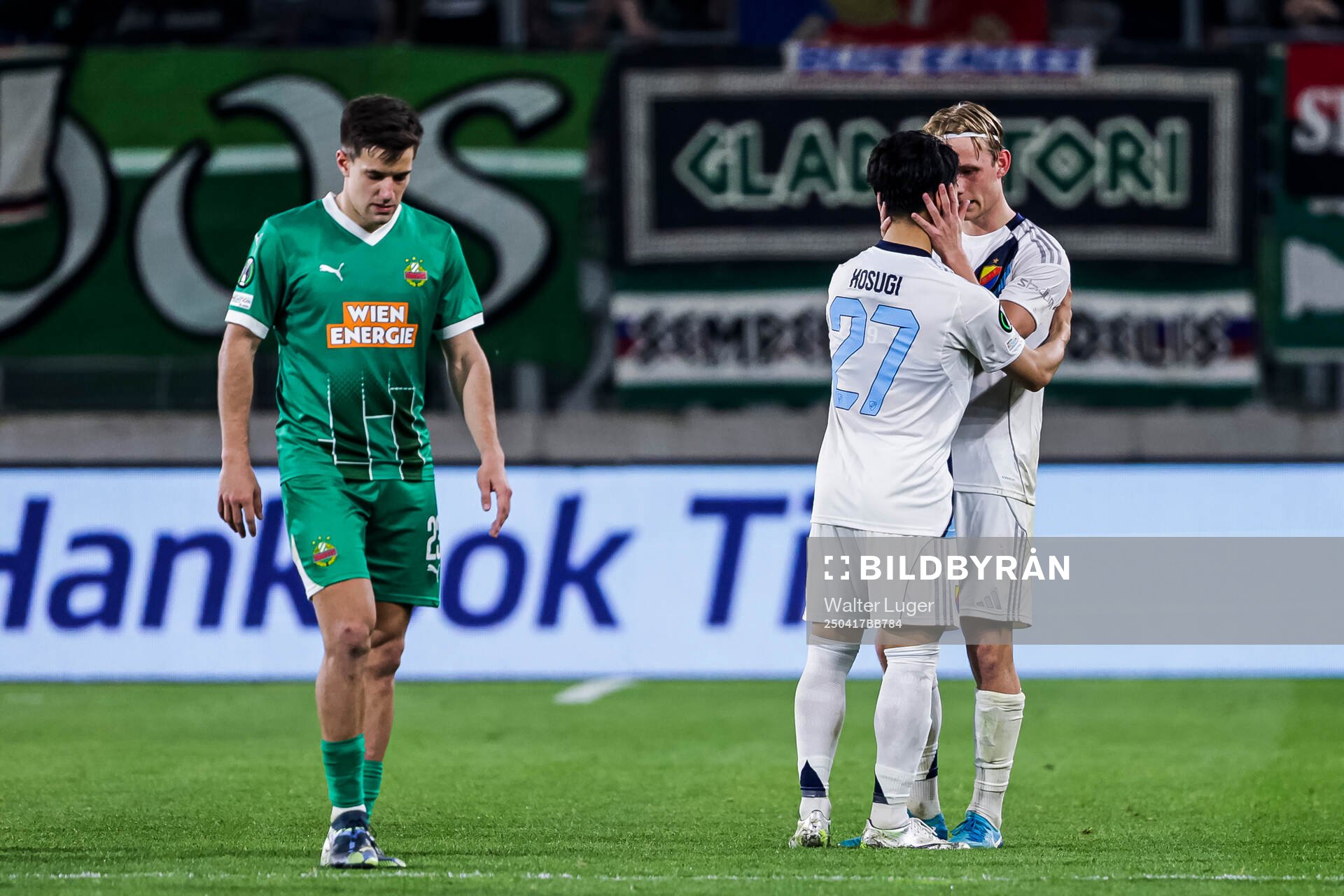 Tobias Gulliksen of Djurgården celebrates after 1-3 during the UEFA Conference League quarterfinal between Rapid Wien and Djurgården on April 17, 2025 in Wien.