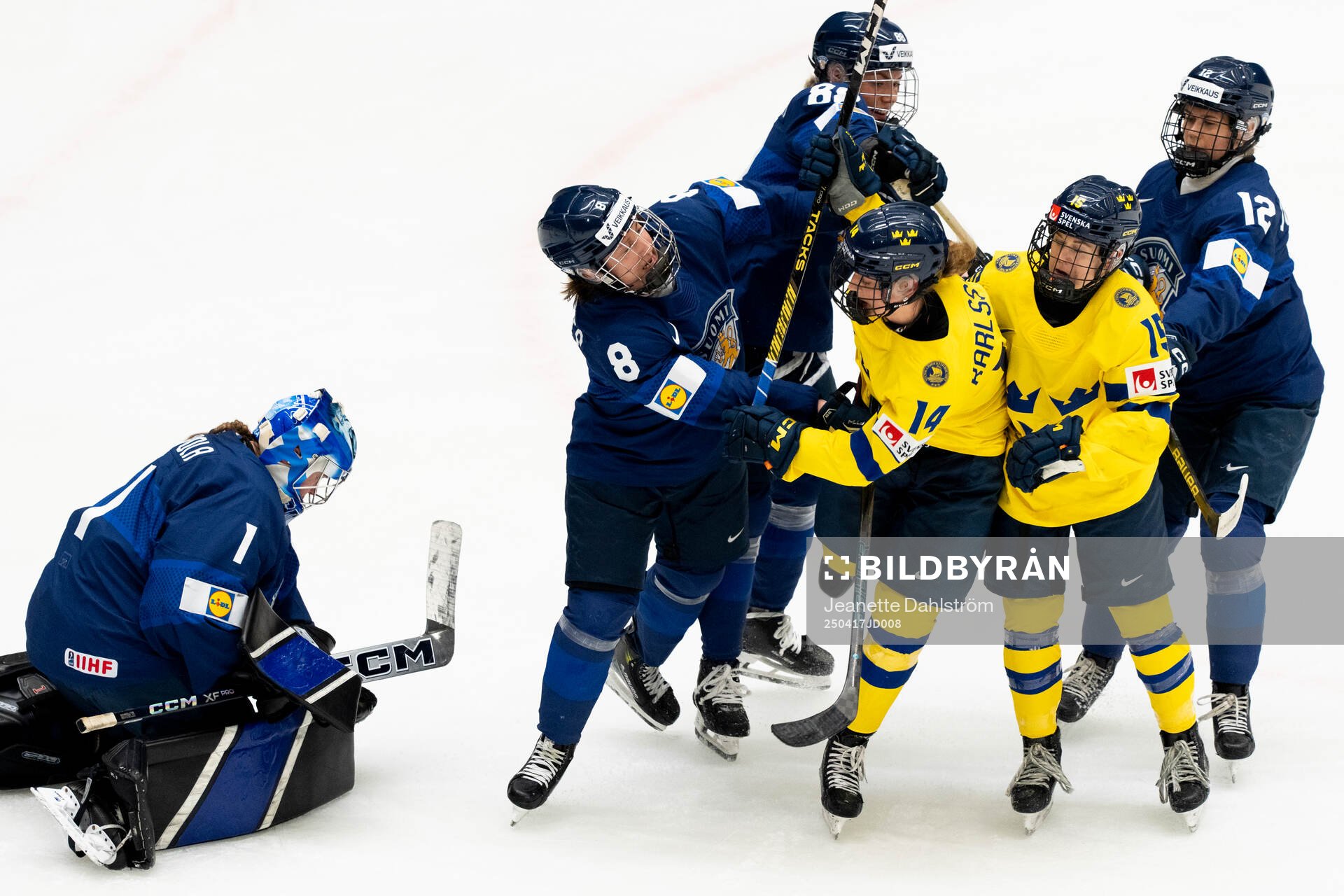 Ida Karlsson and Lisa Johansson of Sweden
