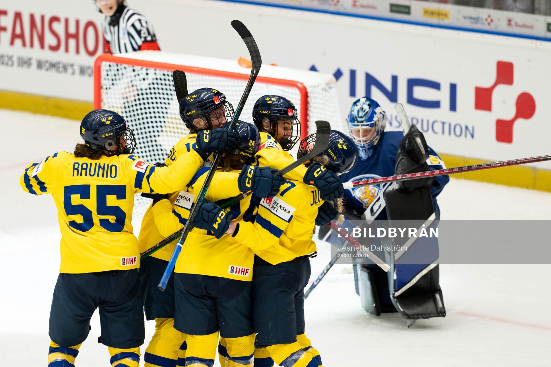 Jenna Raunio,Ebba Hedqvist, Josefin Bouveng ,Sara