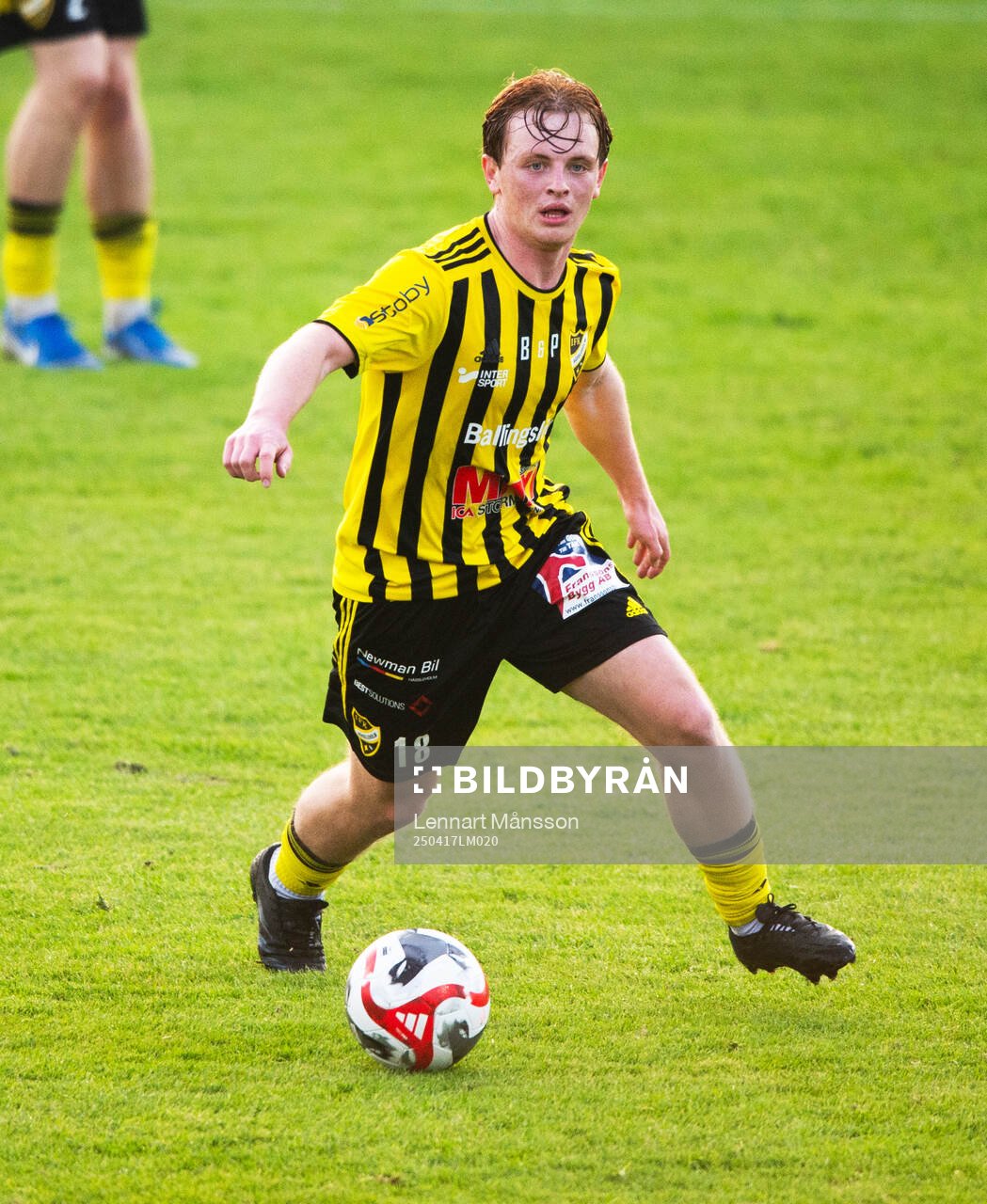 IFK Hässleholms Sam Hegdal i matchen i division 2 mellan