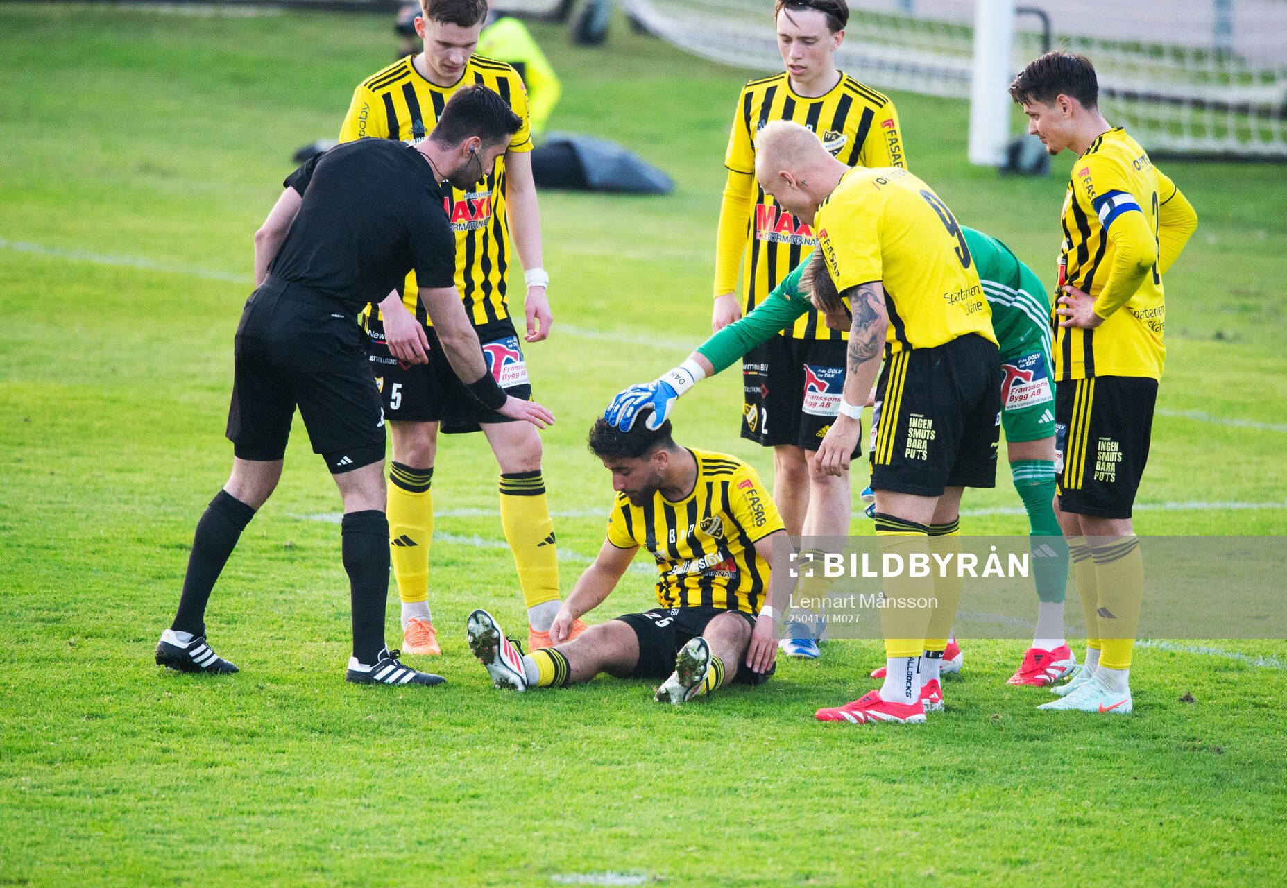 IFK Hässleholms Jan Al Salo skadad och lagkamraterna