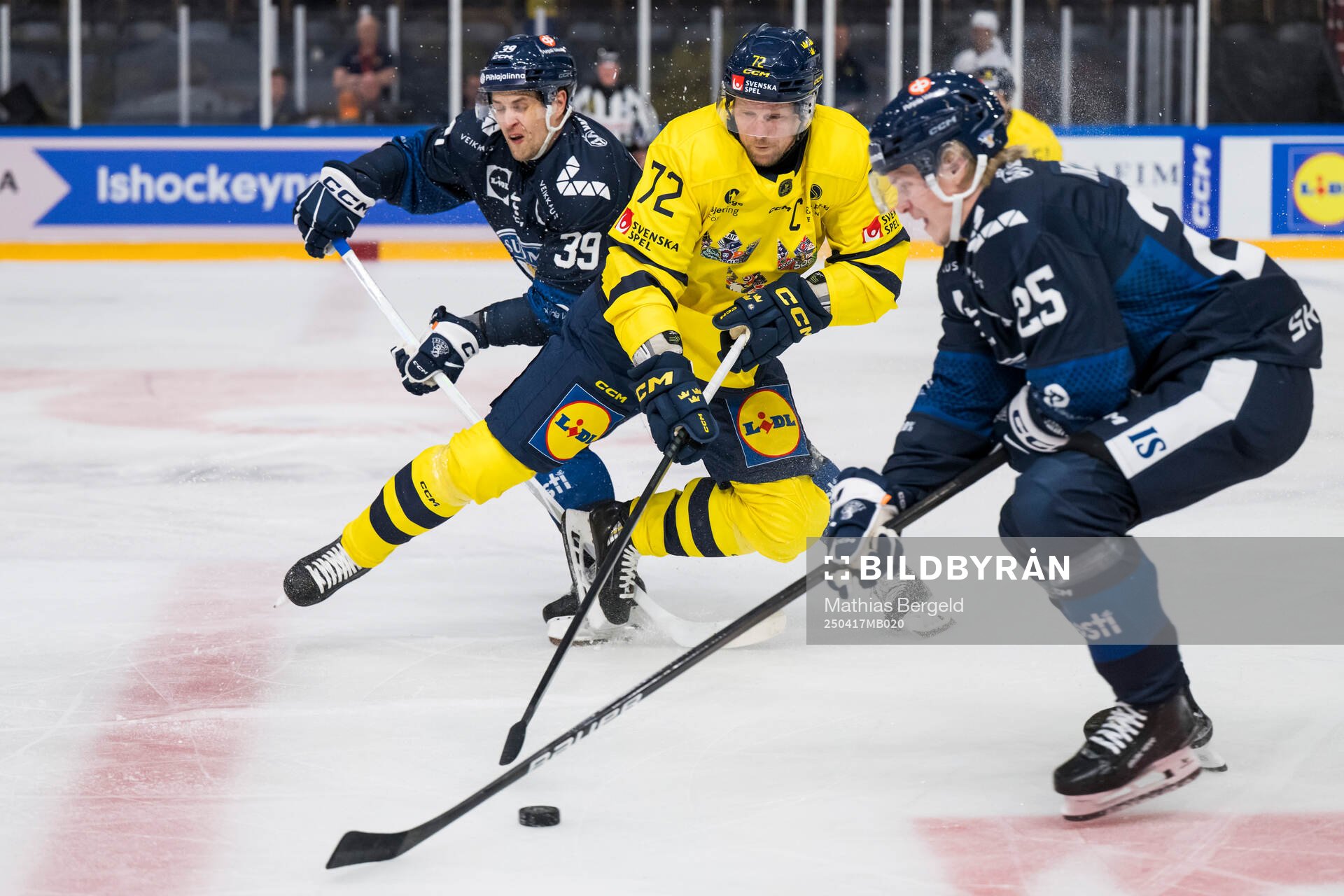 Heikki Liedes of Finland and Tim Heed of Sweden