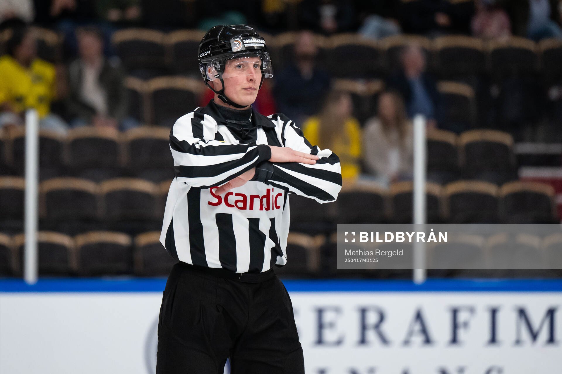 Linesman Andreas Strömberg