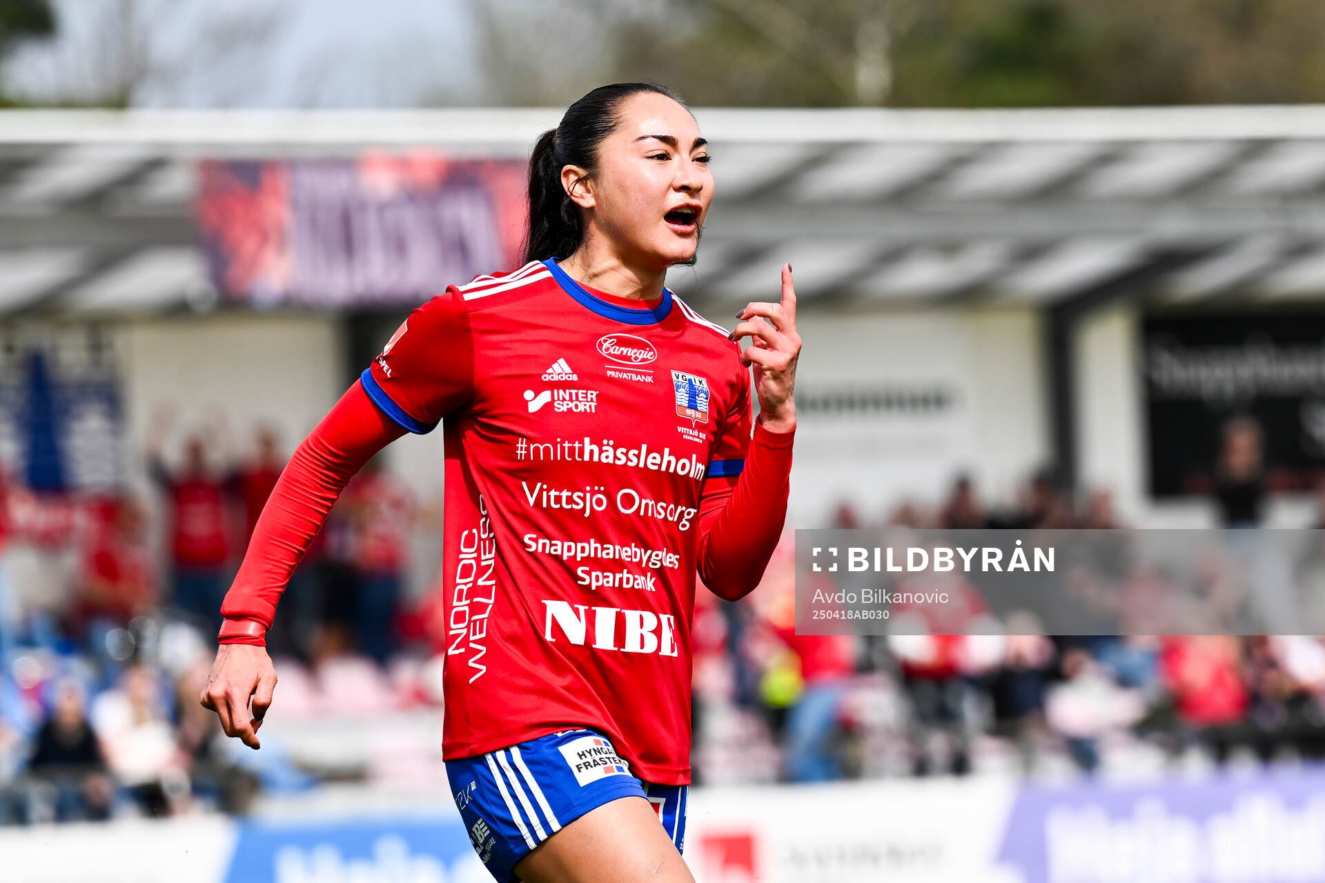 Vittsjös målvakt Savannah Madden jublar