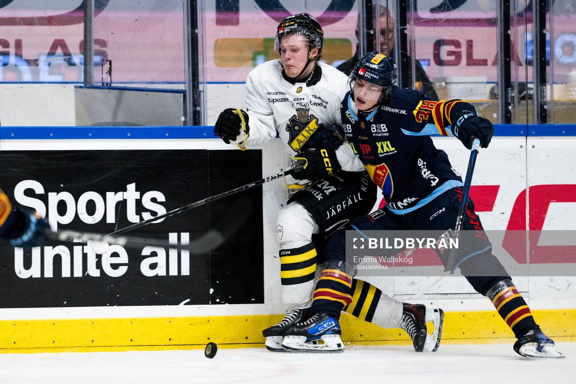 AIKs Rasmus Rudslätt och Djurgårdens Victor Eklund