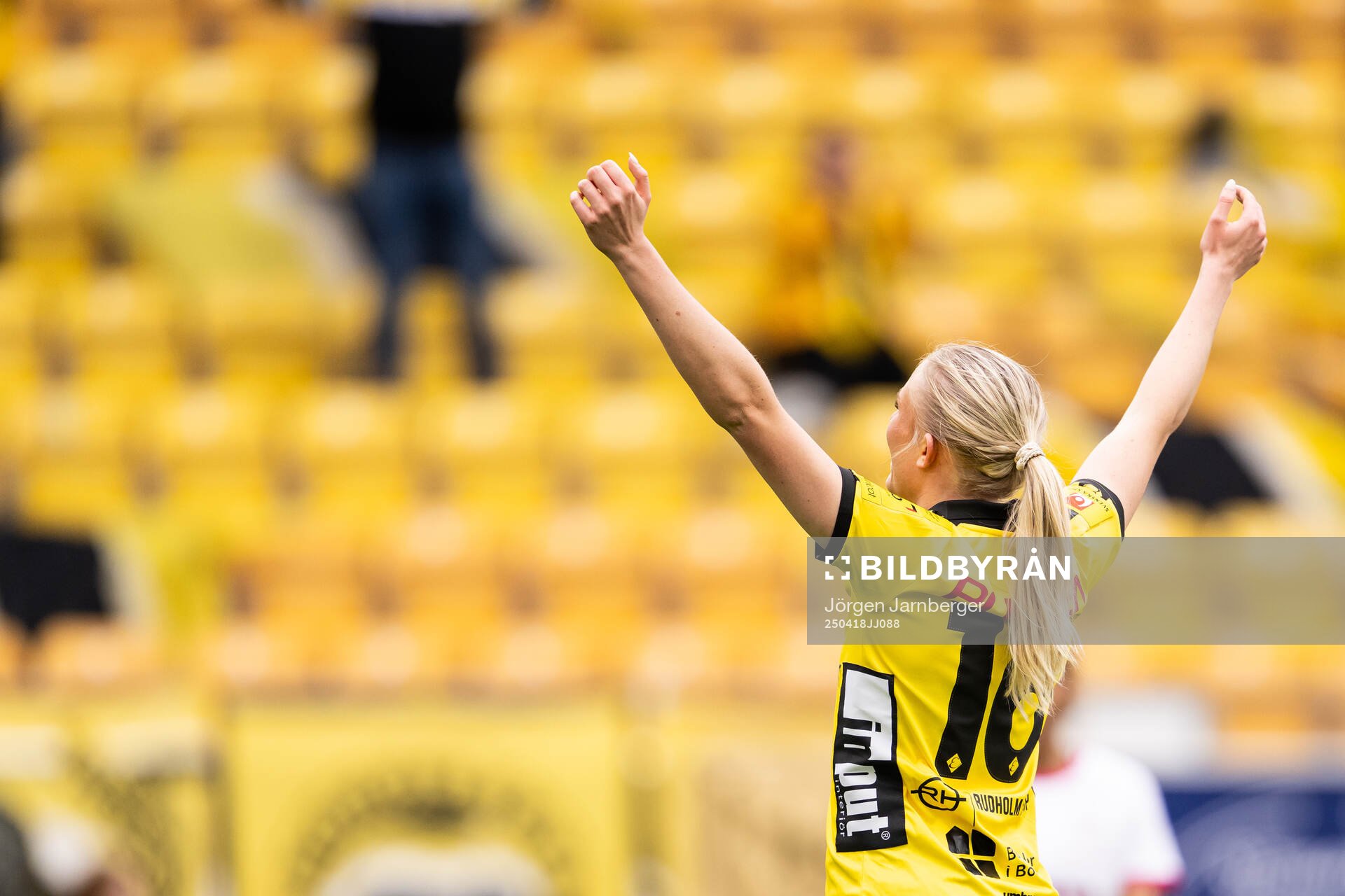 Elfsborgs Emilia Bengtsson jublar