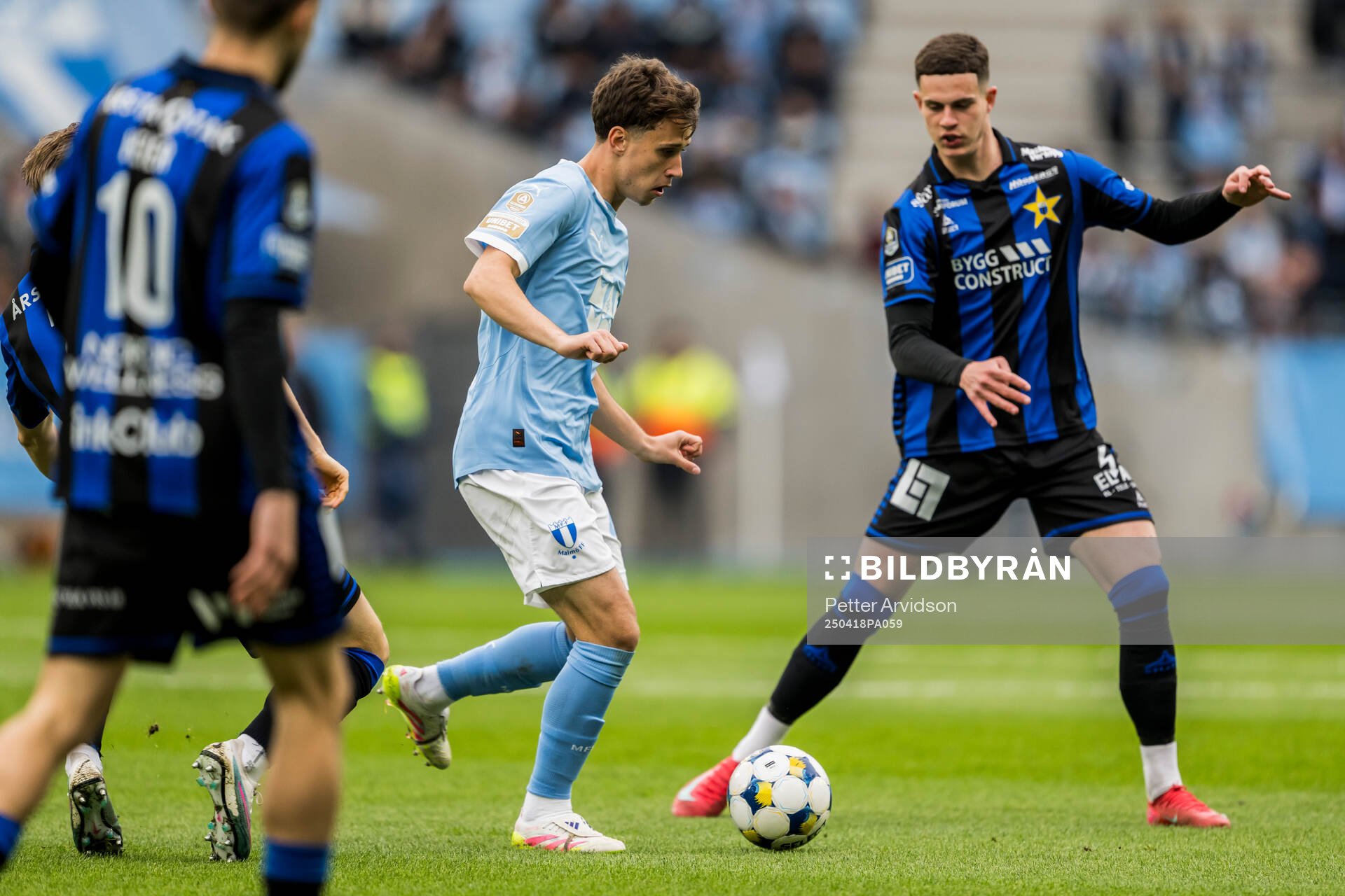 Malmö FFs Kenan Busuladzic och Sirius Tobias Anker