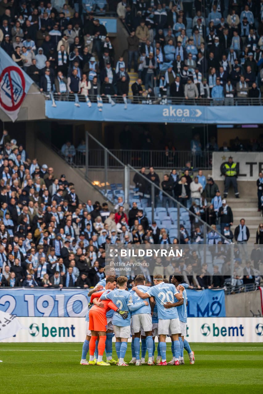 Malmö FFs spelare samlade