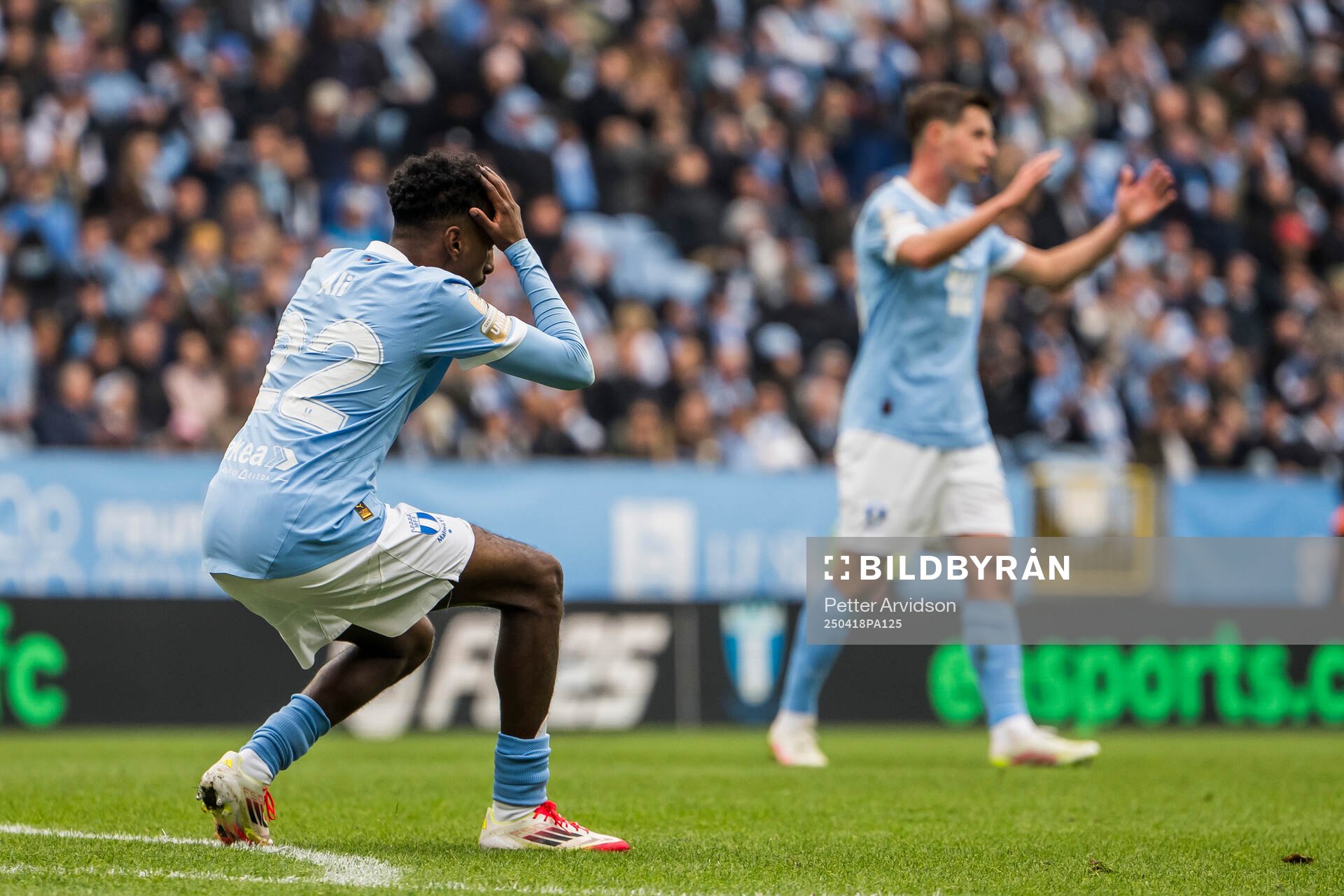 Malmö FFs Taha Ali deppar