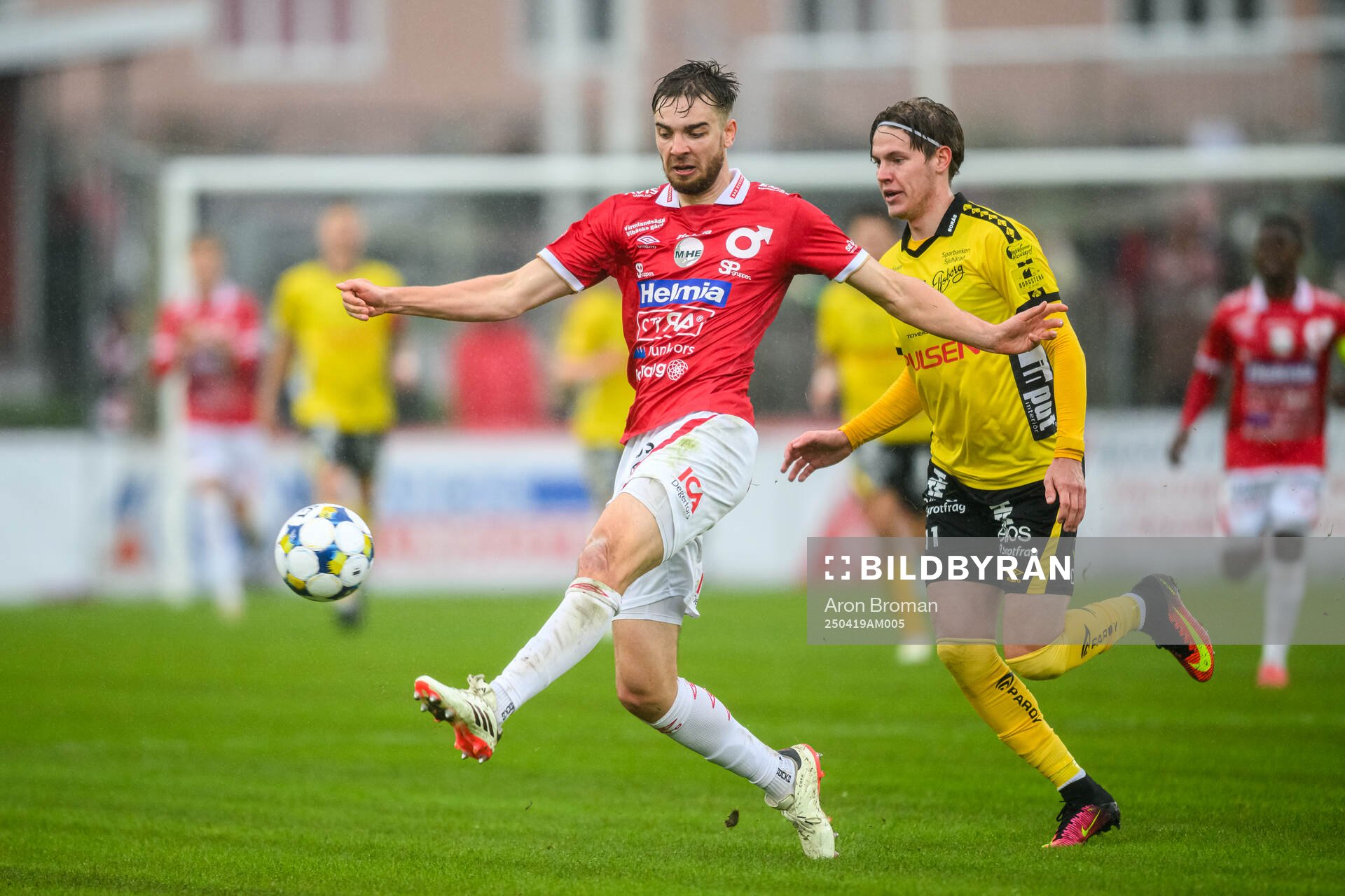 Degerfors Juhani Pikkarainen och Elfsborgs Taylor Silverholt