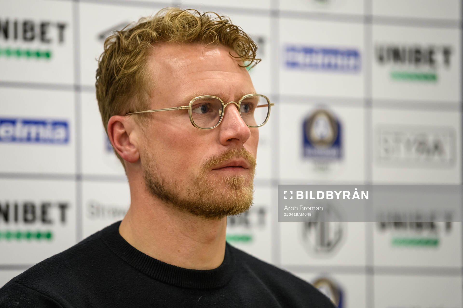 Elfsborgs tränare Oscar Hiljemark  på presskonferensen