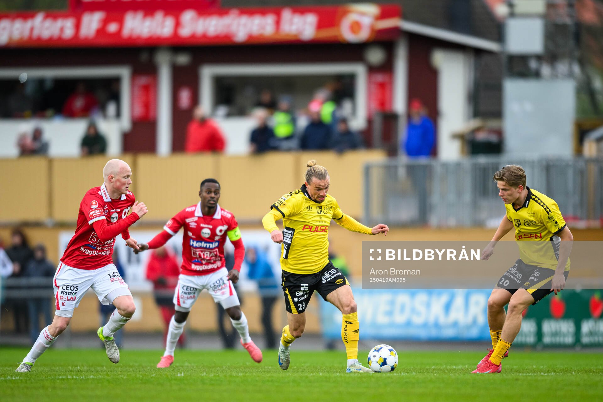 Degerfors Marcus Rafferty mot Elfsborgs Niklas Hult och
