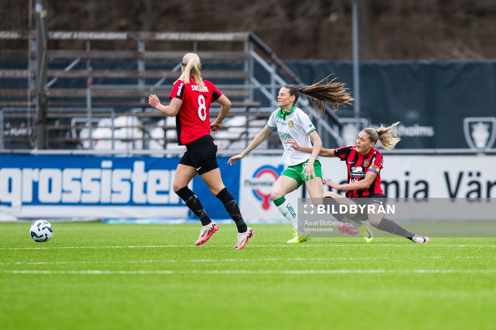Hammarbys Bella Andersson och Brommapojkarnas Tuva Ölvestad