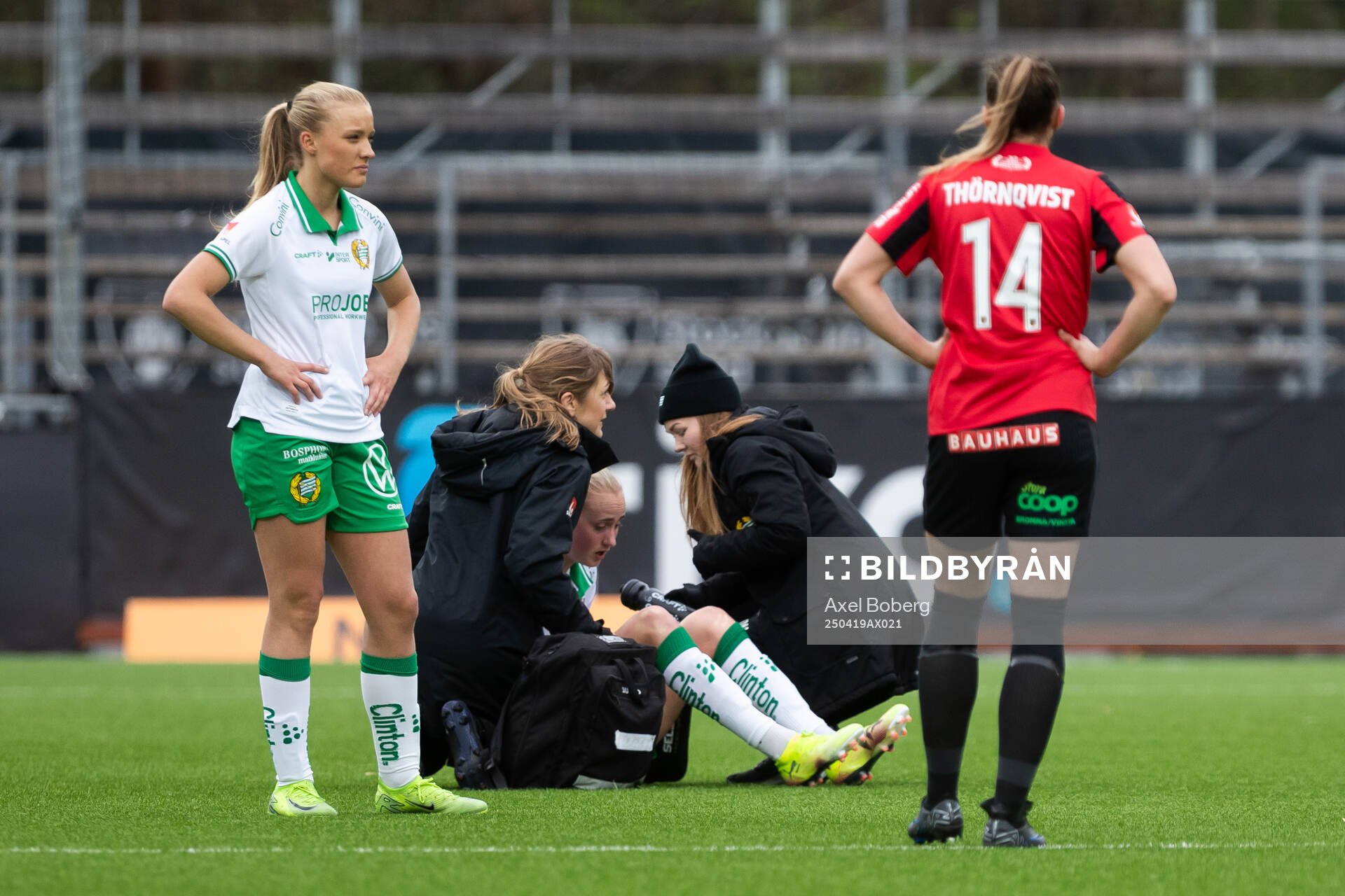 Hammarbys Emilie Bragstad har ont