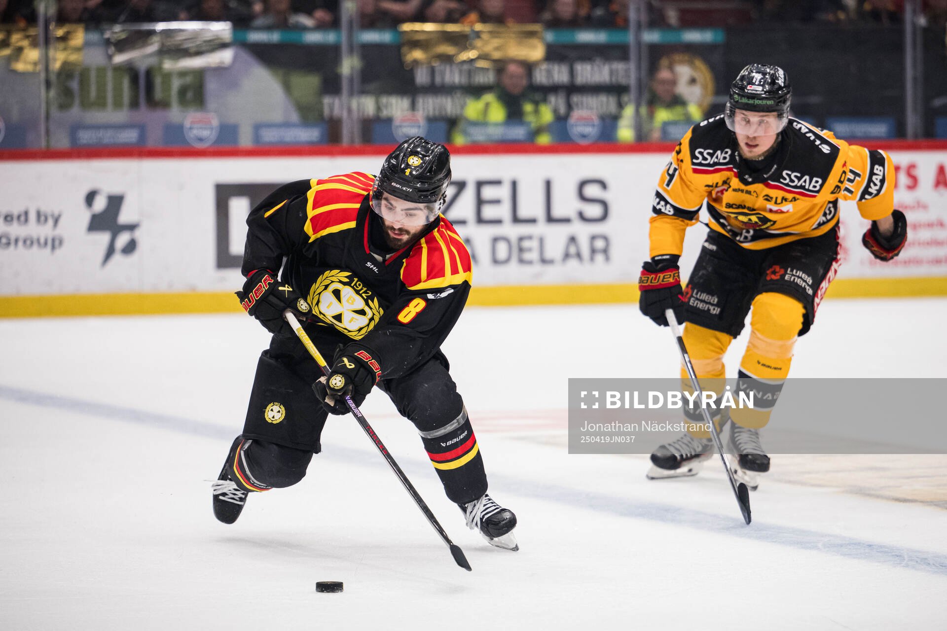 Brynäs Bobby Trivigno och Luleås Jonas Berglund