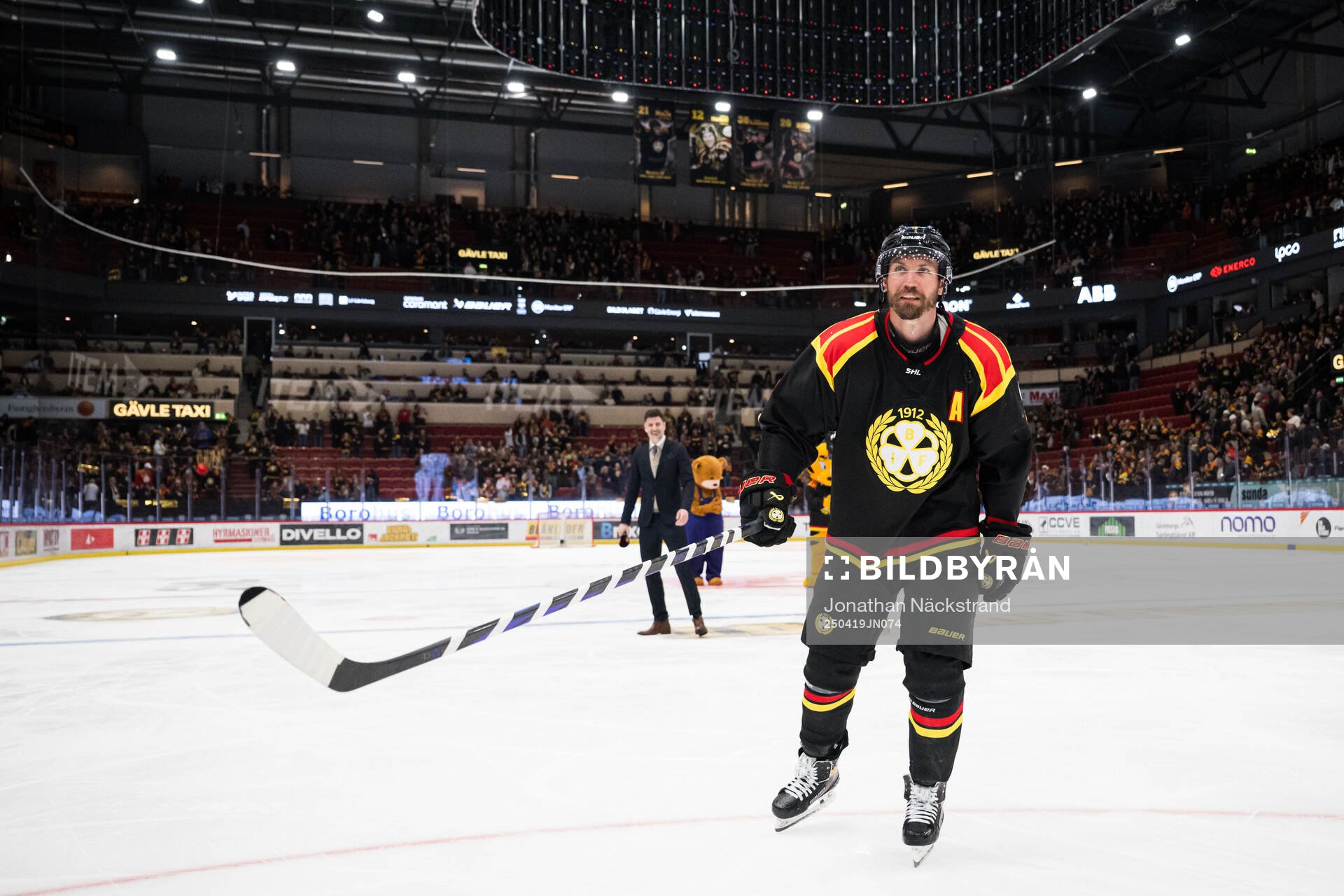 Brynäs Anton Rödin jublar