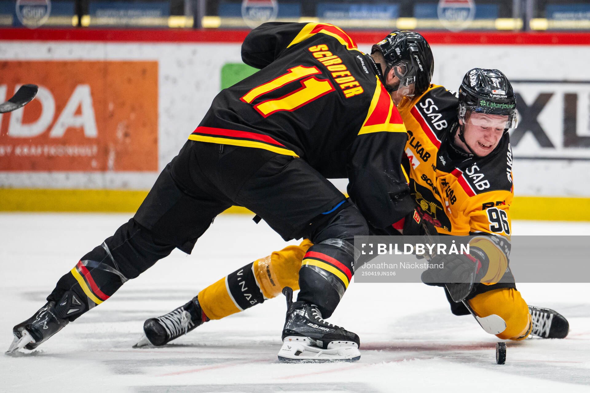 Brynäs Jordan Schroeder och Luleås Pontus Andreasson