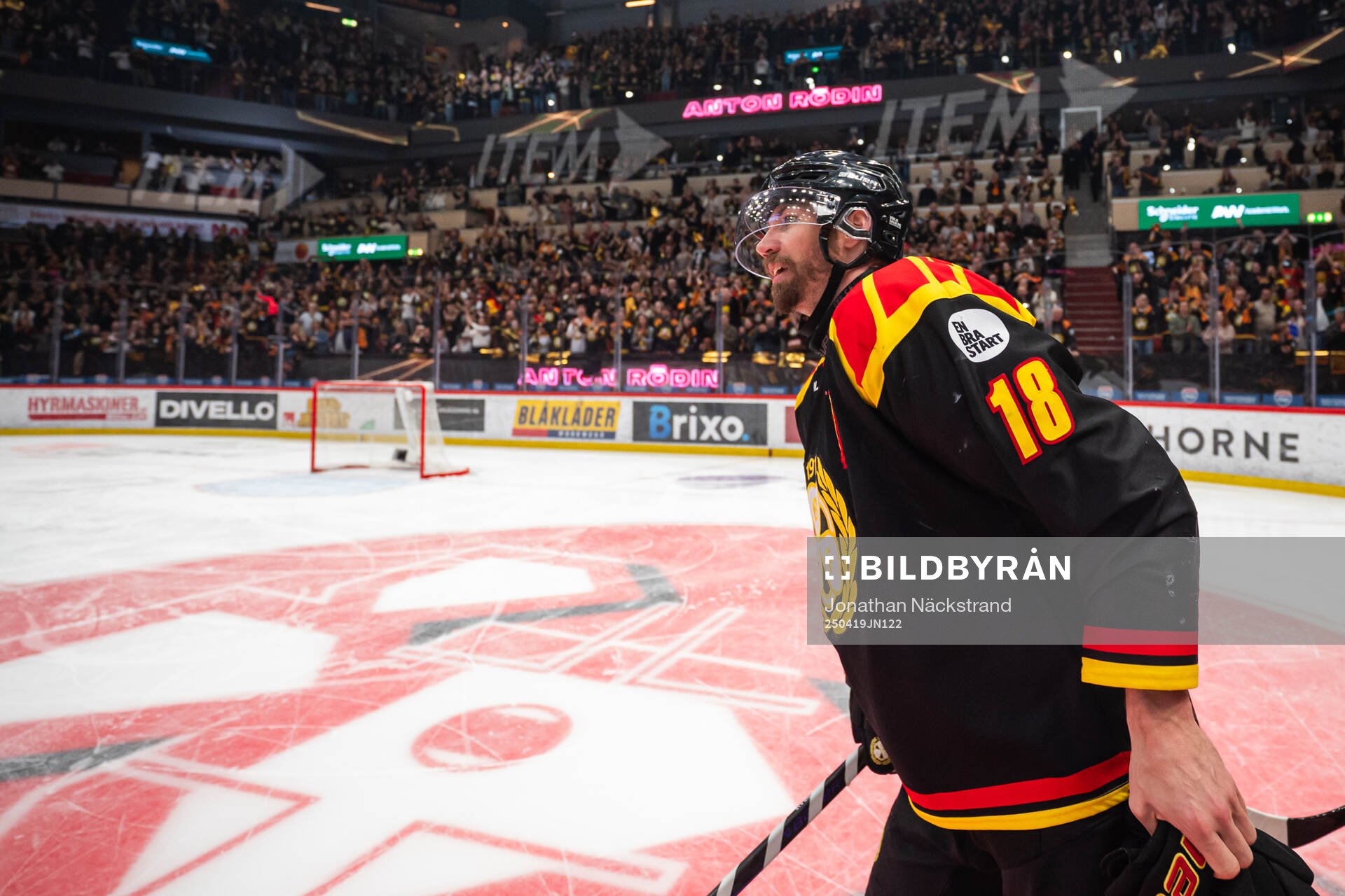 Brynäs Anton Rödin jublar