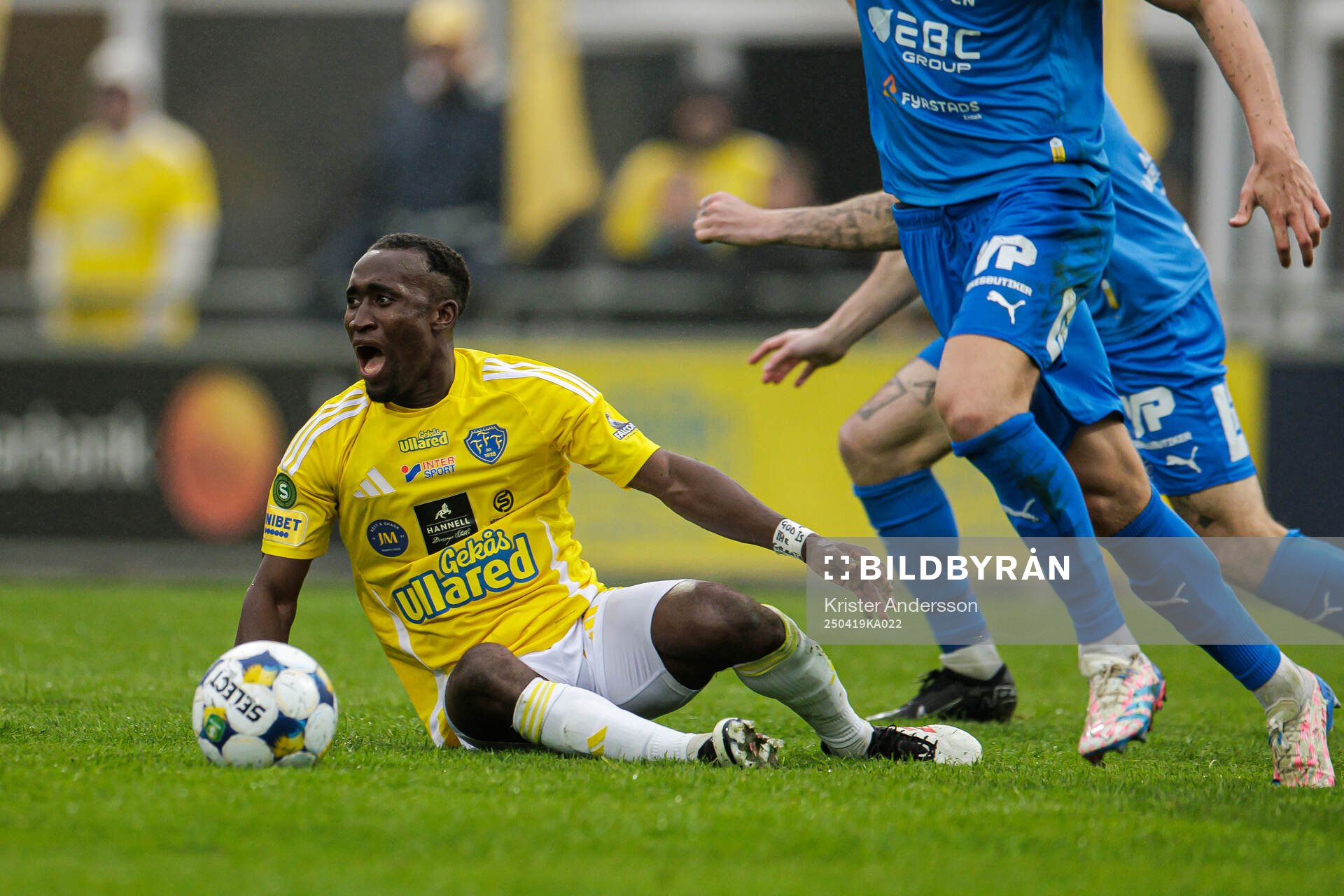 Falkenbergs Wanbe Godwin Aguda reagerar
